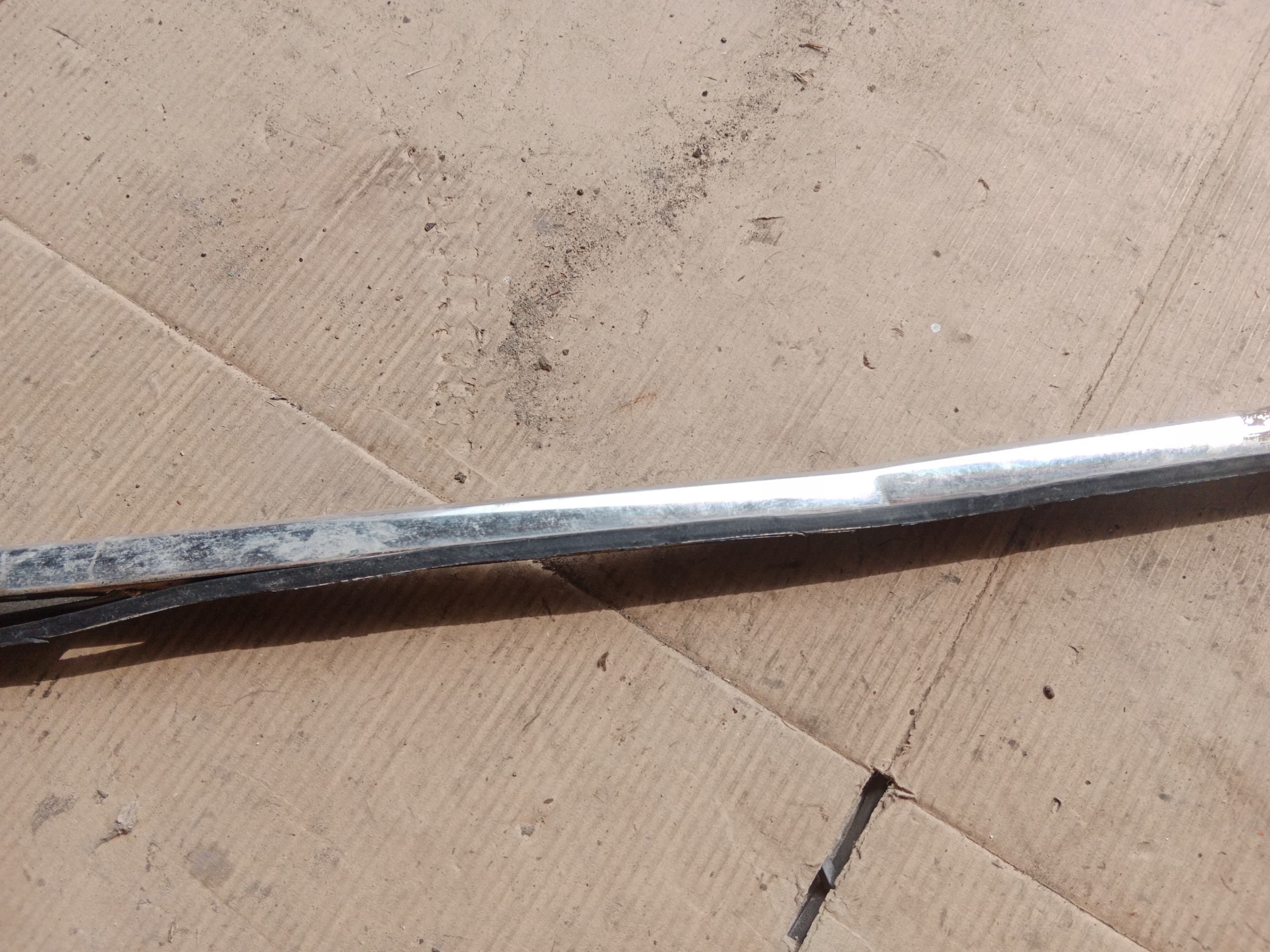moulding windows left CHROM MERCEDES SLC W107