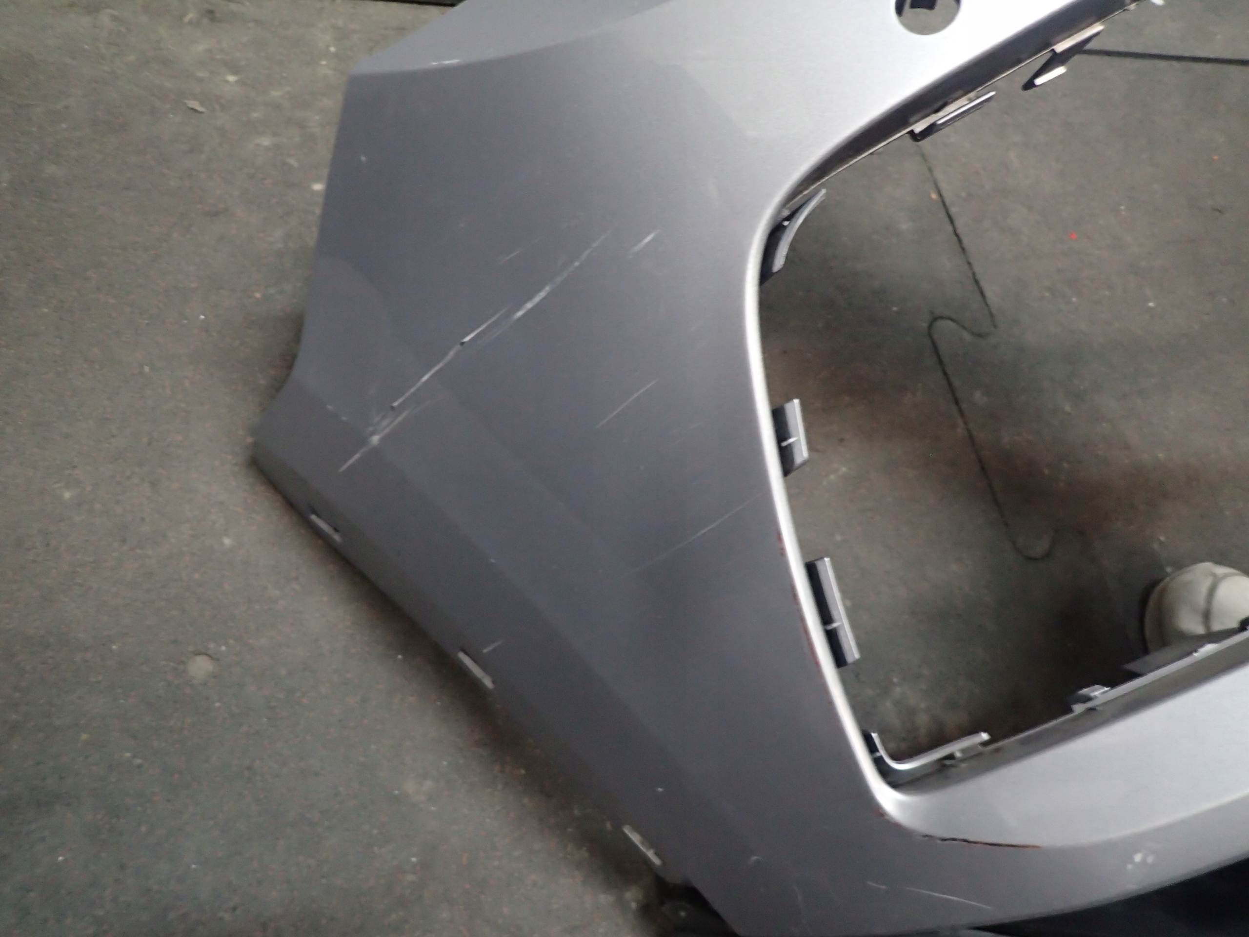 STOSSSTANGE VORNE AUDI Q3 83A
