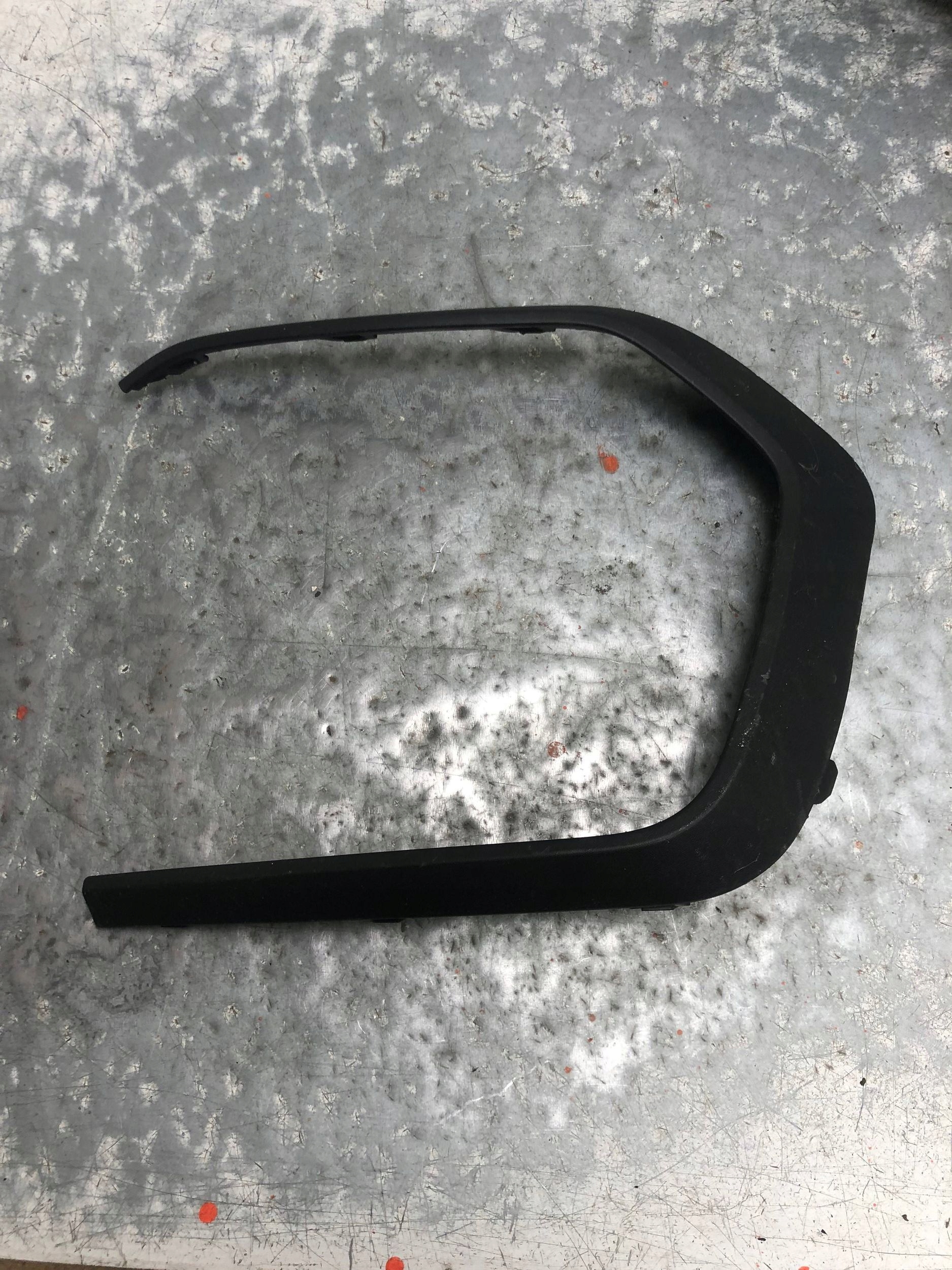 moulding DEKOR of a bumper right front VW GOLF VIII 5H0853764E