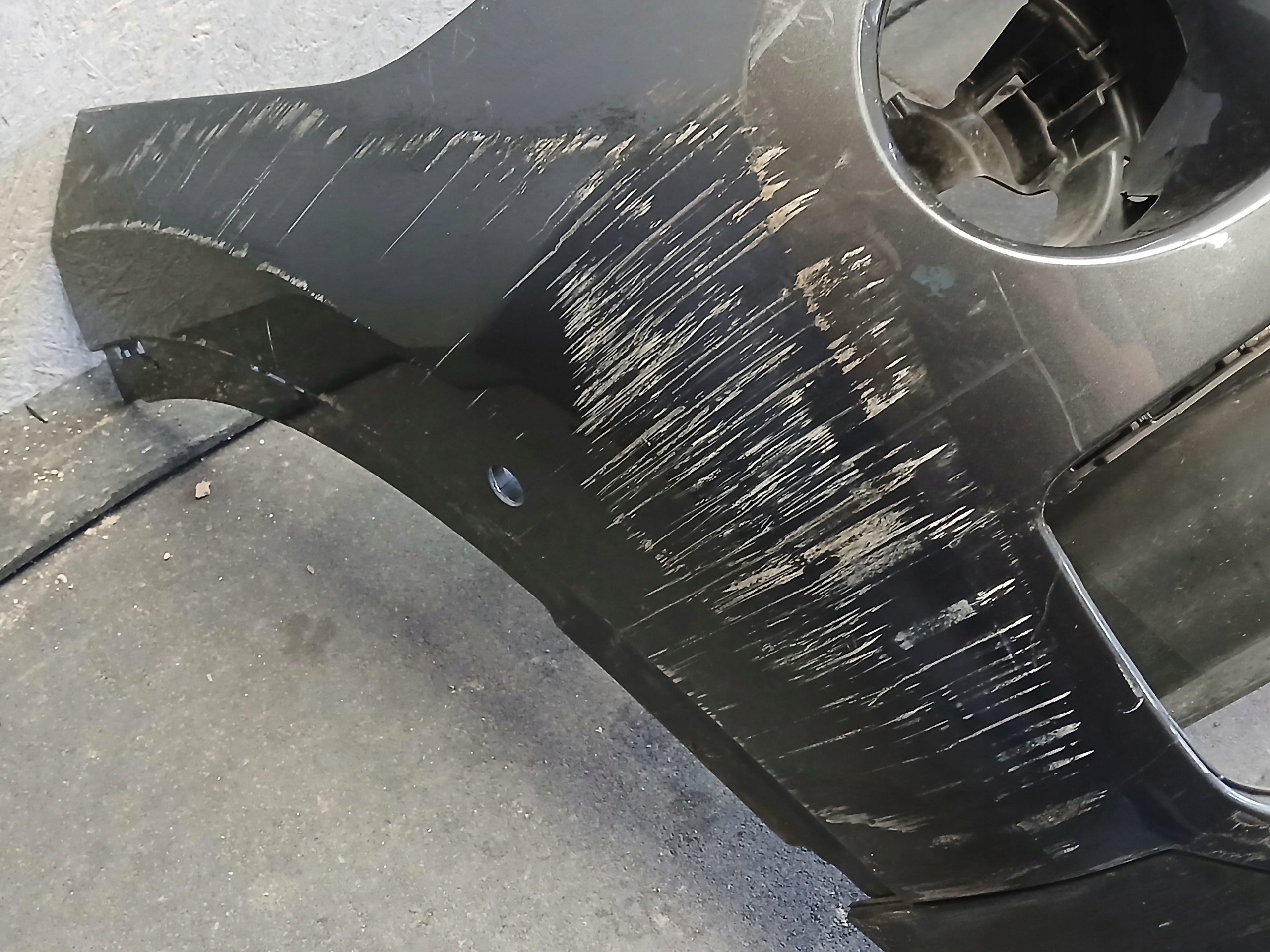 nárazník předek BMW X1 F48