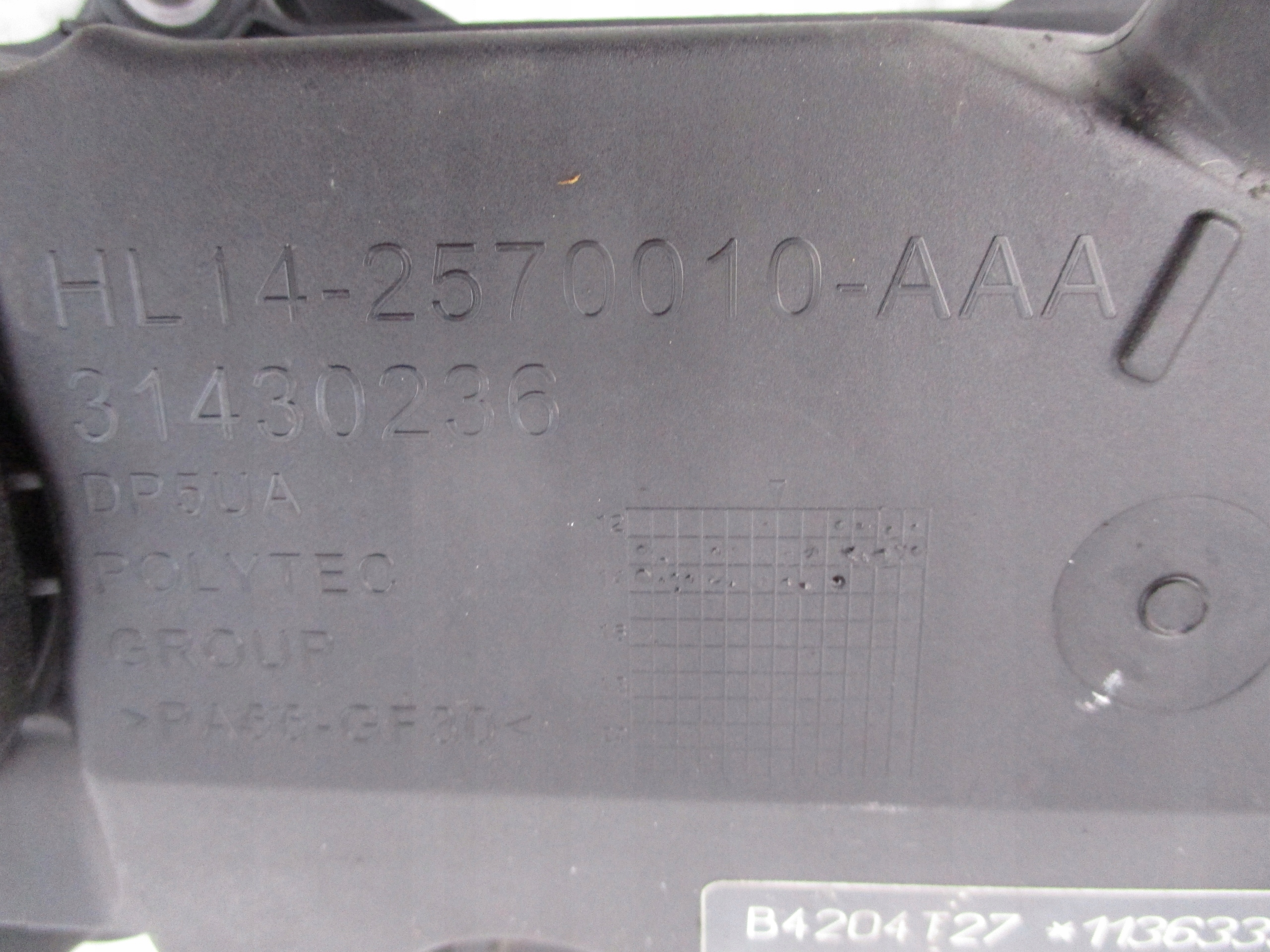 ODMA POKRYWA ZAWORÓW SEPARATOR OLEJU 2.0 TURBO VOLVO S60 II V90 S90 XC90 II Producent części Volvo OE