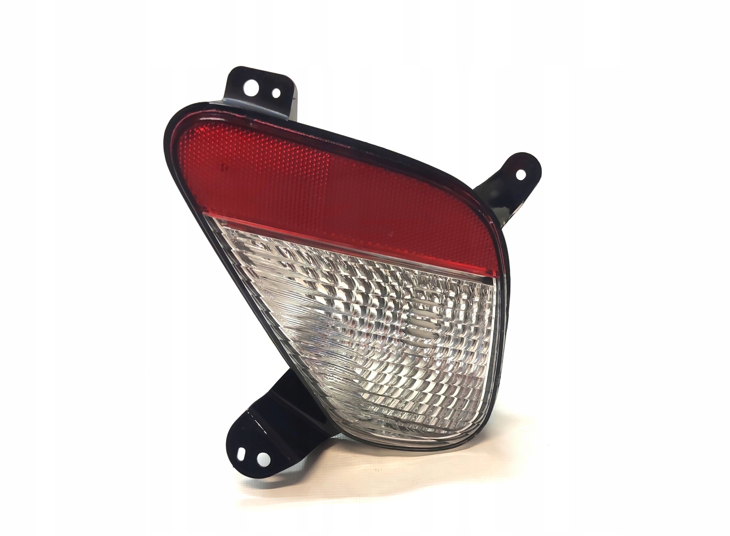 MITSUBISHI ECLIPSE CROSS 17 LAMPA TYLNA R COFANIA