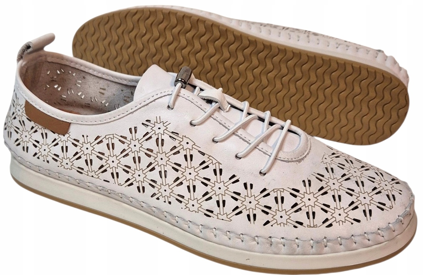 Modo 25180 Polobotky Bílé lehké přírodní kůže s perforací, velikost vel