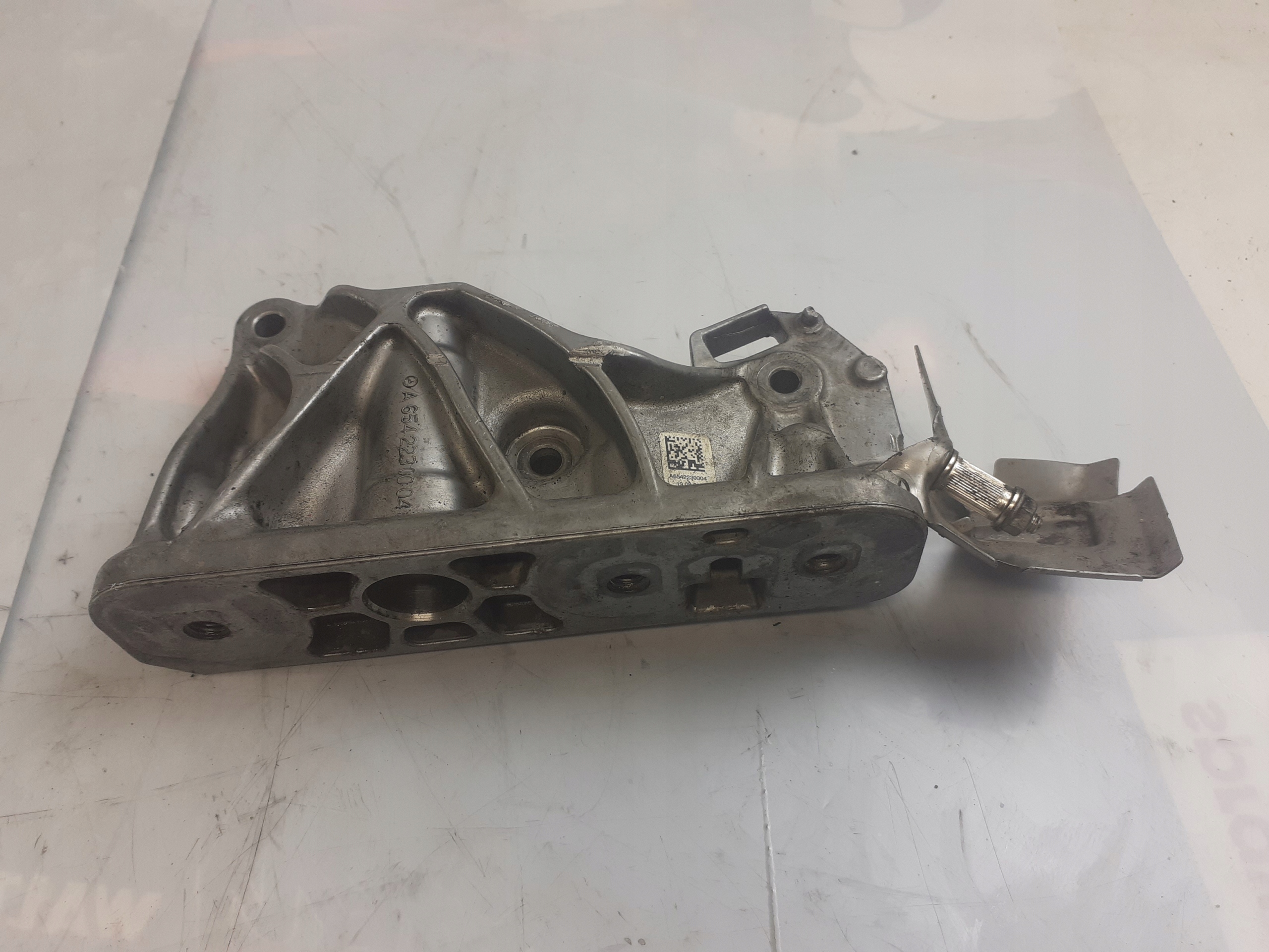 engine mount MERCEDES GLB A247 X247 2.0D CDI