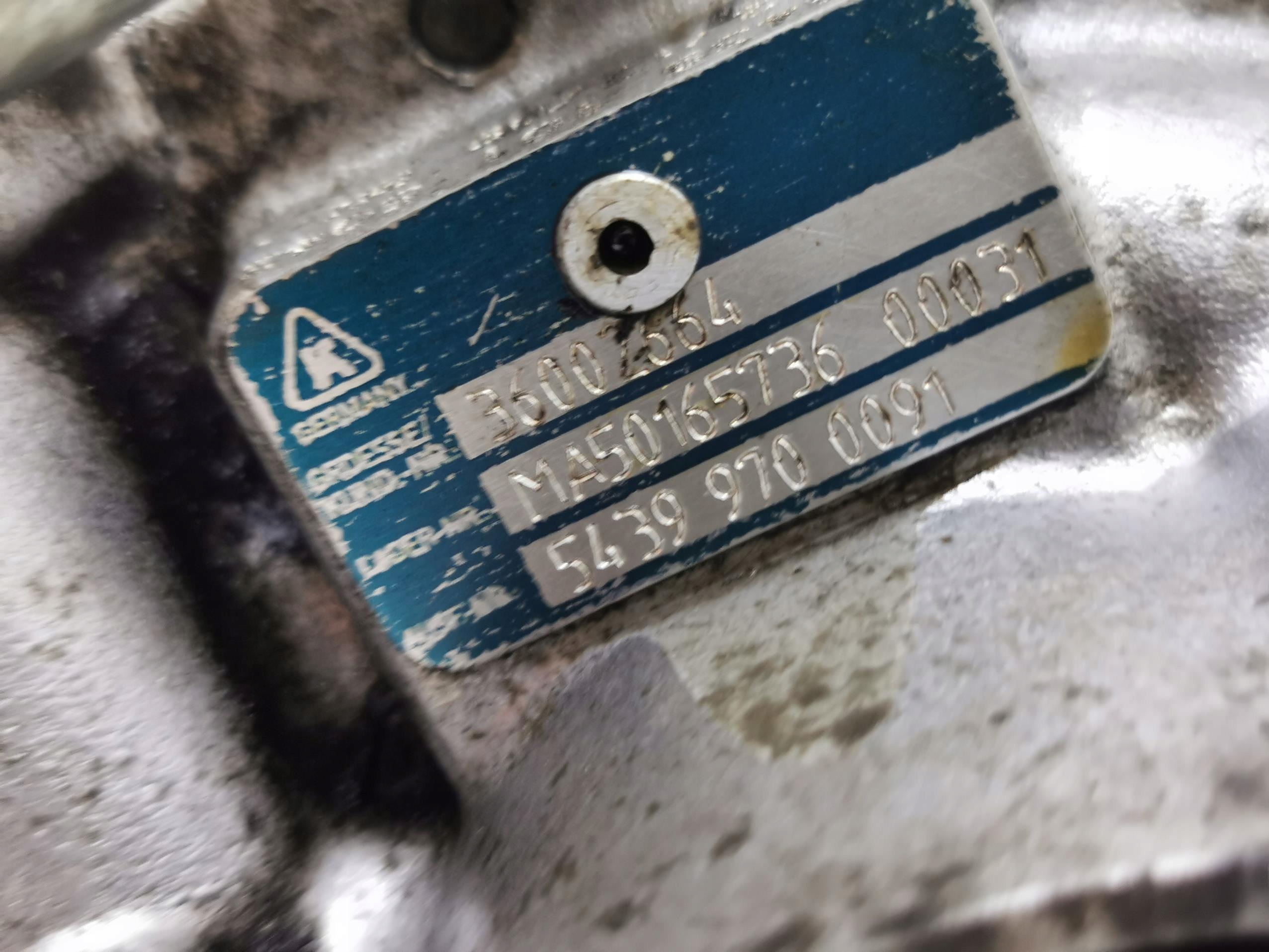 turbo VOLVO V60 II 2.4D 204KM 36002664