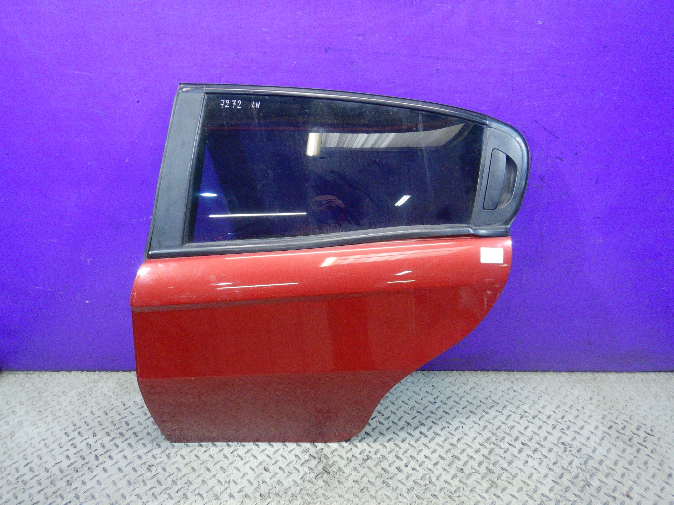 ALFA ROMEO 147 DRZWI TYŁ LEWE