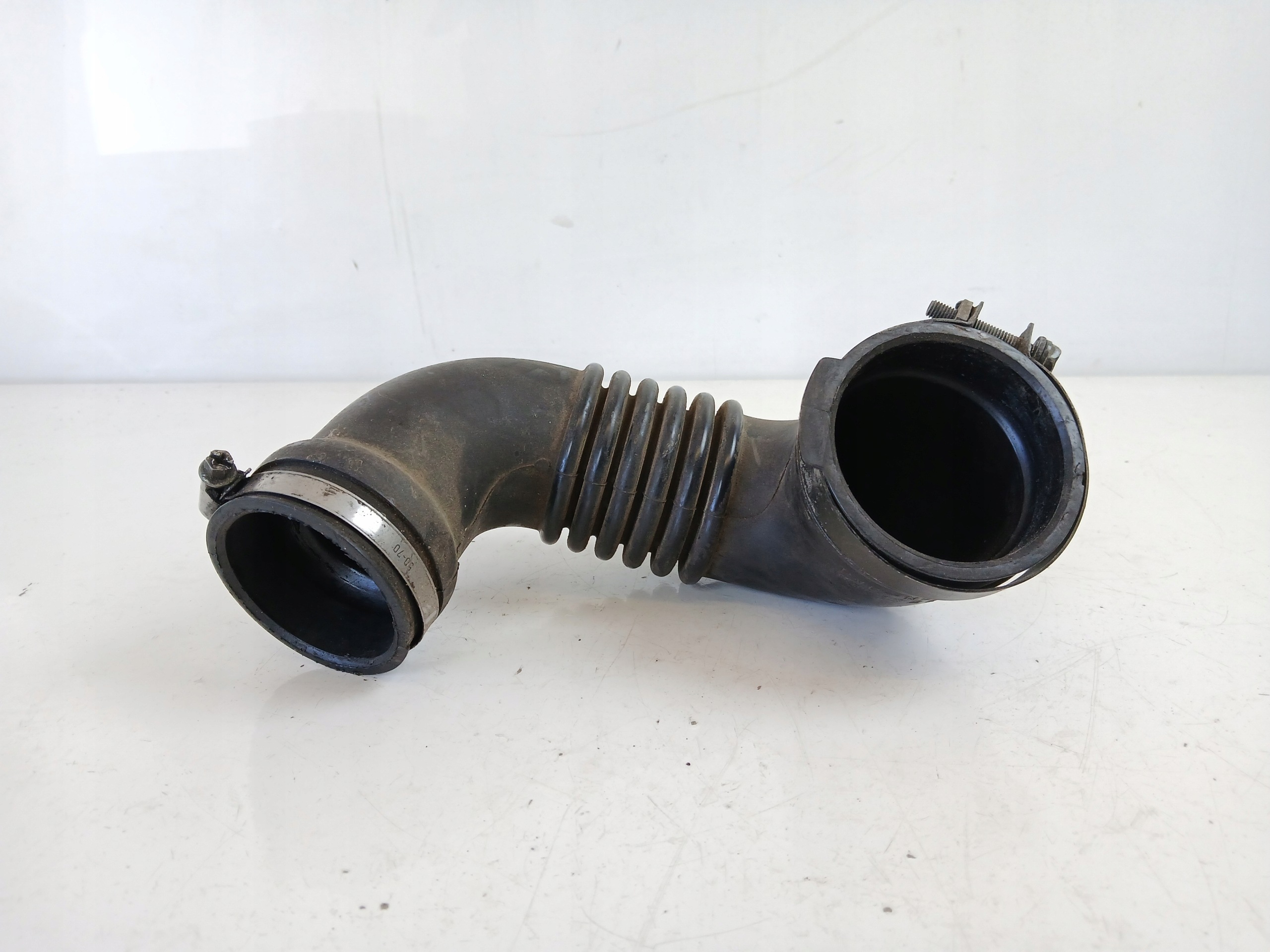 MAZDA 6 GG 2.0 D Schlauch rohr luft intercooler RF5C13221