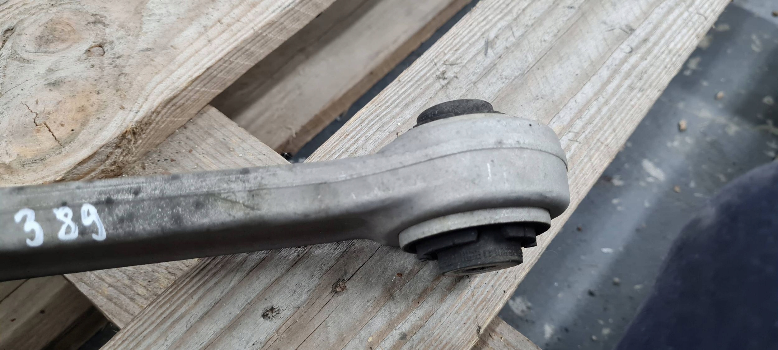 A5 8W arm left front front 8W0407155A A4 B9 8W