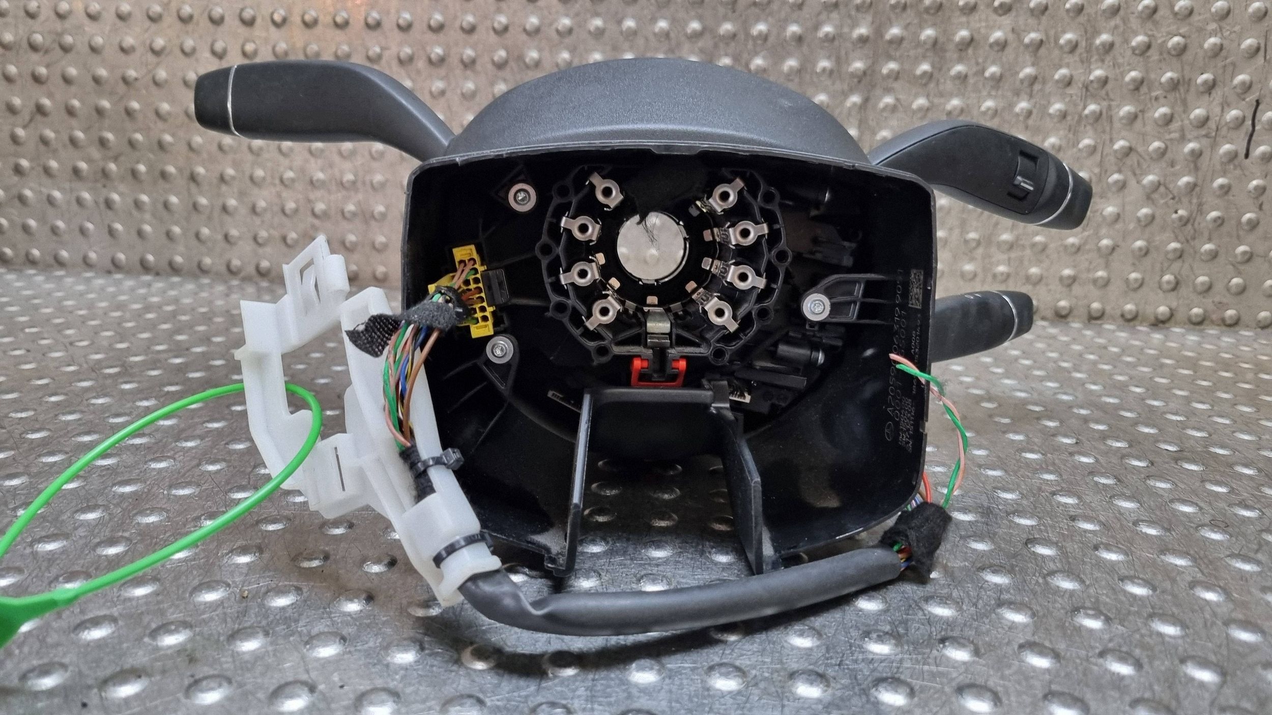 control steering wheel levers and controls ring A2059006319 MERCEDES W205 GLC W253 X253
