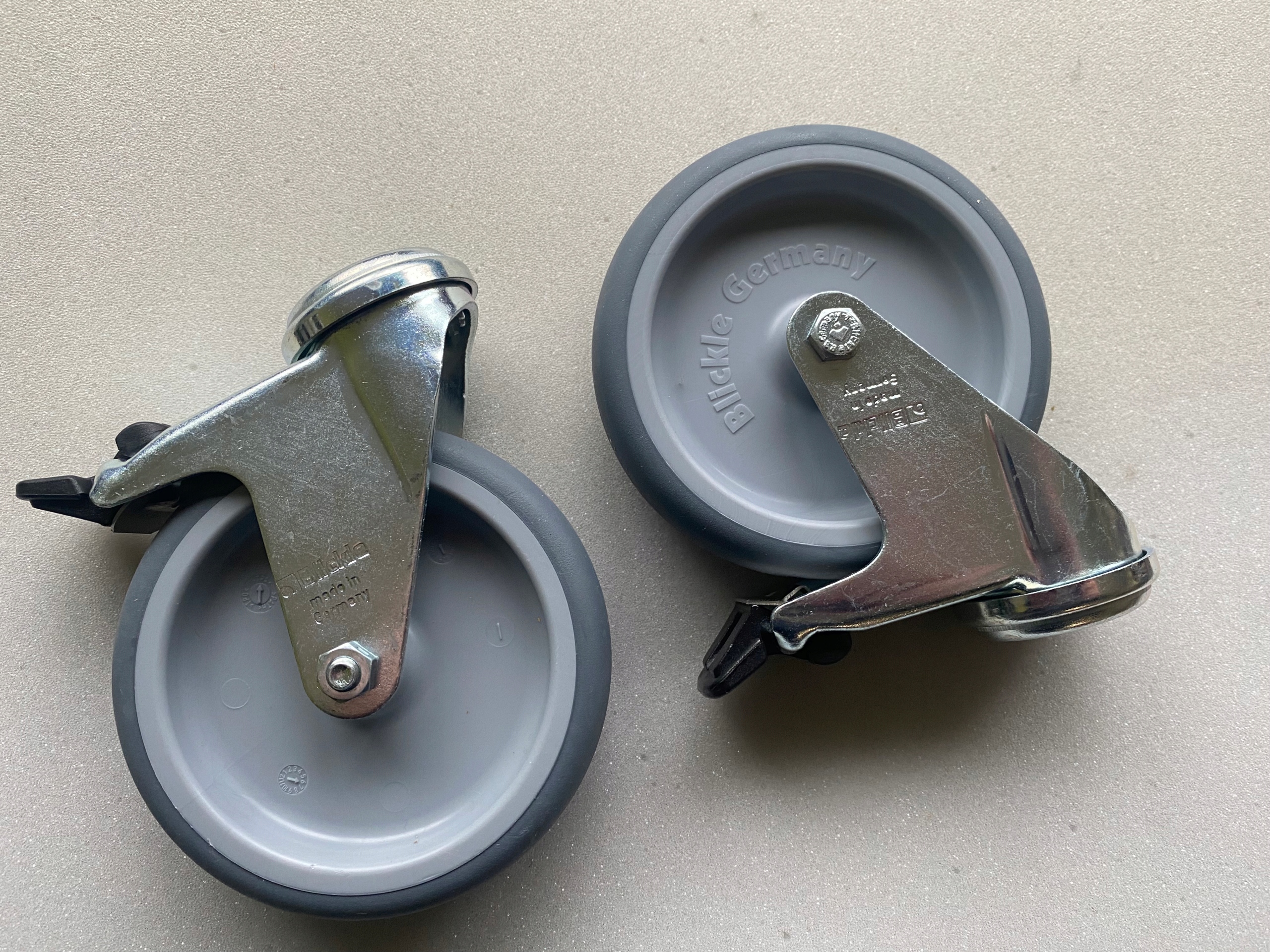 HILTI KOŁO KÓŁKO DO ODKURZACZA BLICKLE Kod producenta BLICKLE