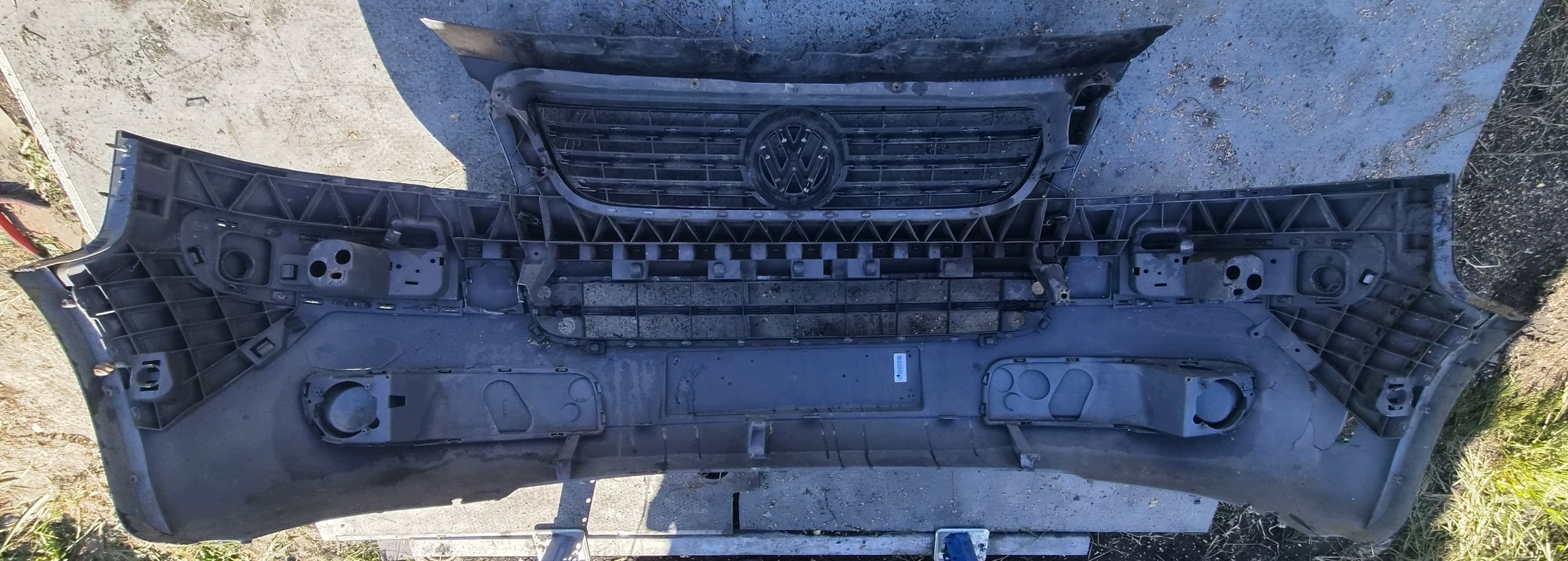 VW T5 front bumper front Caravelle Multivan grey LD7U