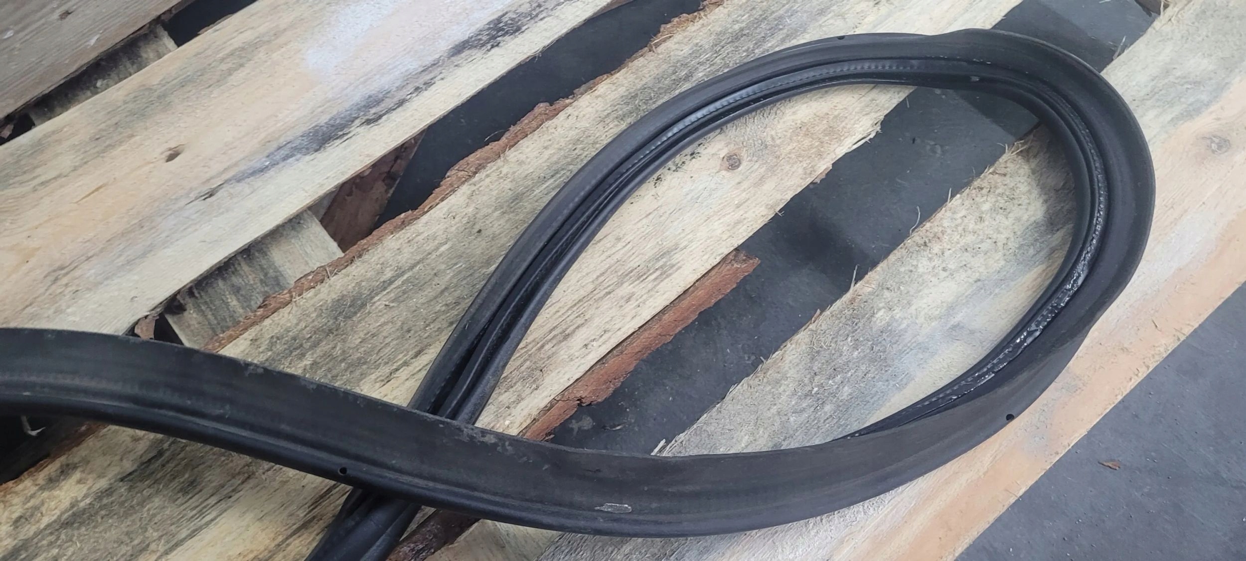 A6 C7 4G gasket bonnet boot rear part KOMBI
