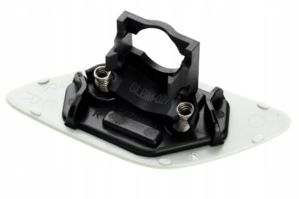 ZAŚLEPKA REFLEKTORA BMW 3 E92/E93 2006-/PRAWA/ Numer katalogowy części EDS-BM-027