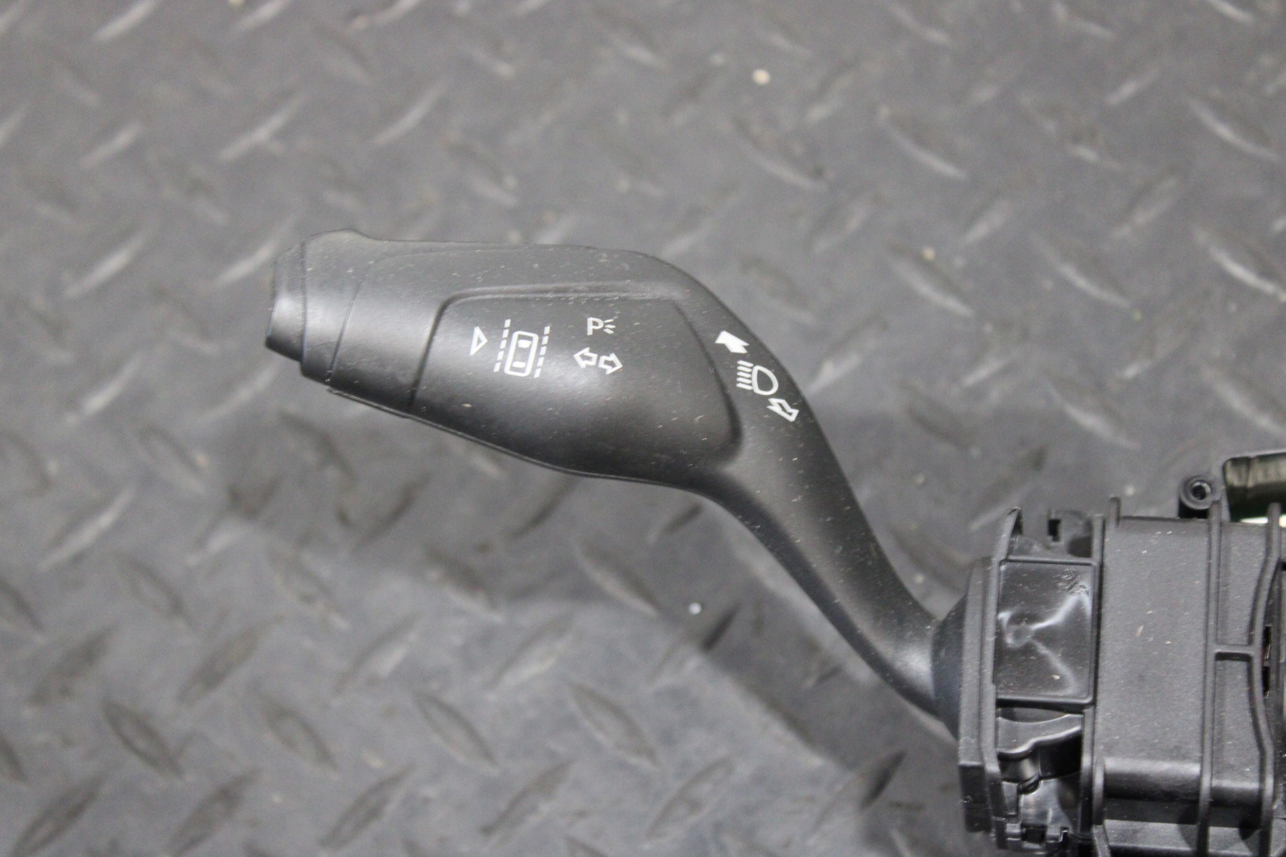 DEVIO LUCI DEVIO tergicristalli indicatori di direzione FORD RANGER V 5 LIFT JB3T-14B522-GD