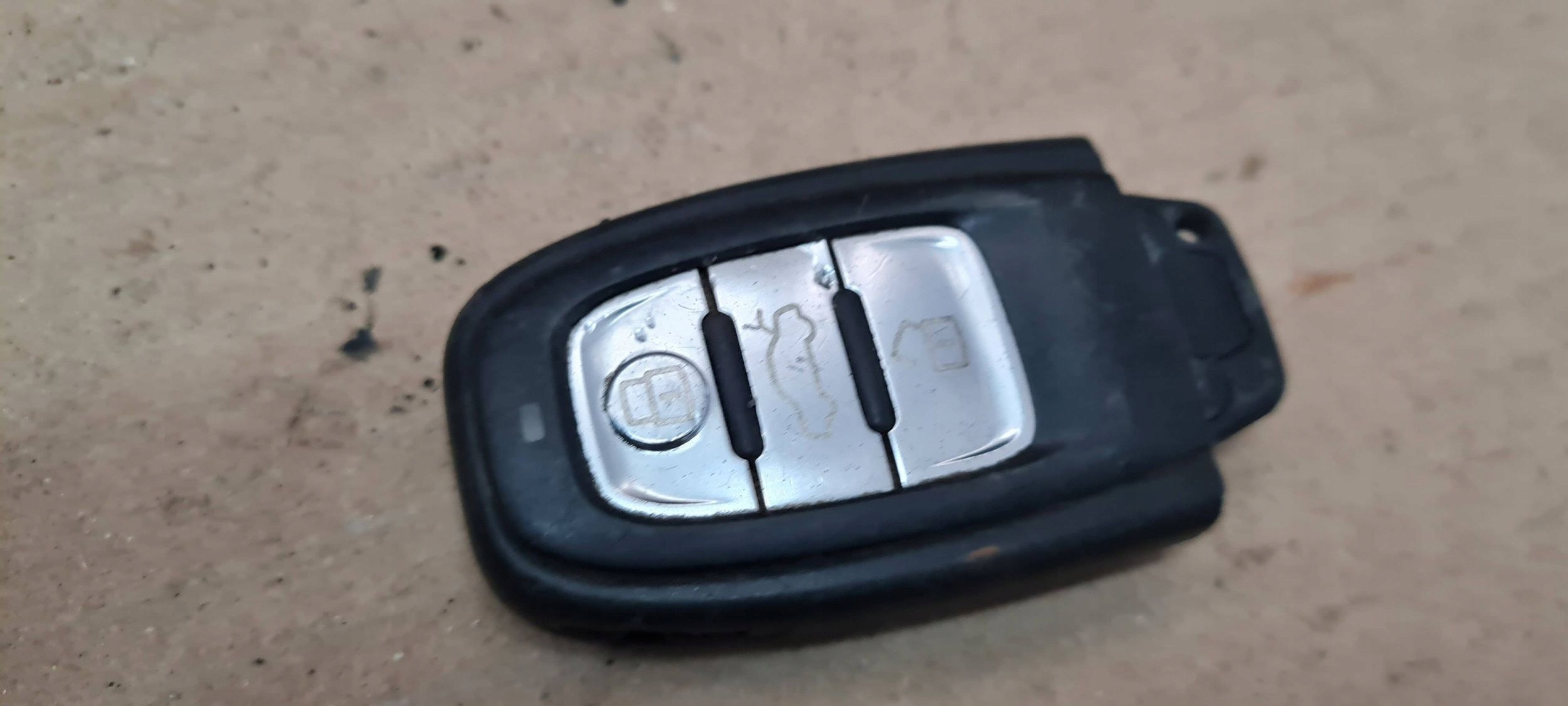 A5 8T key PILOT 8T0959754D A5 8T Q5 8R A4 B8