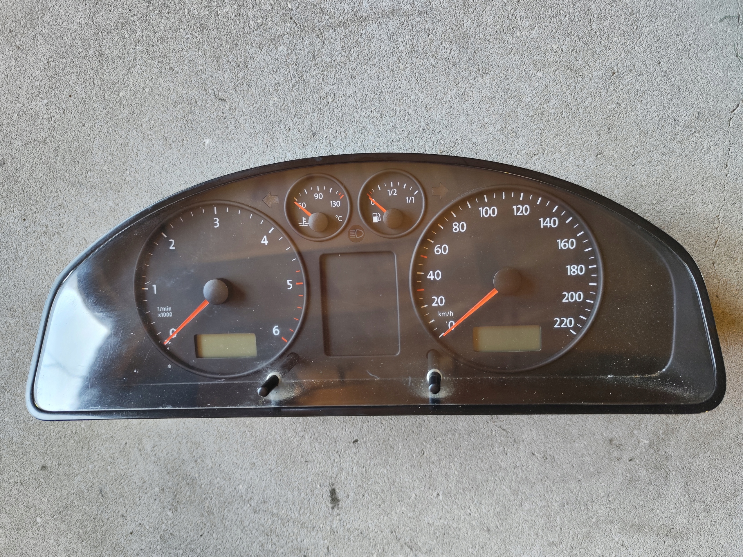dials clock dials predkosciomierz VW T5 7H0920850G