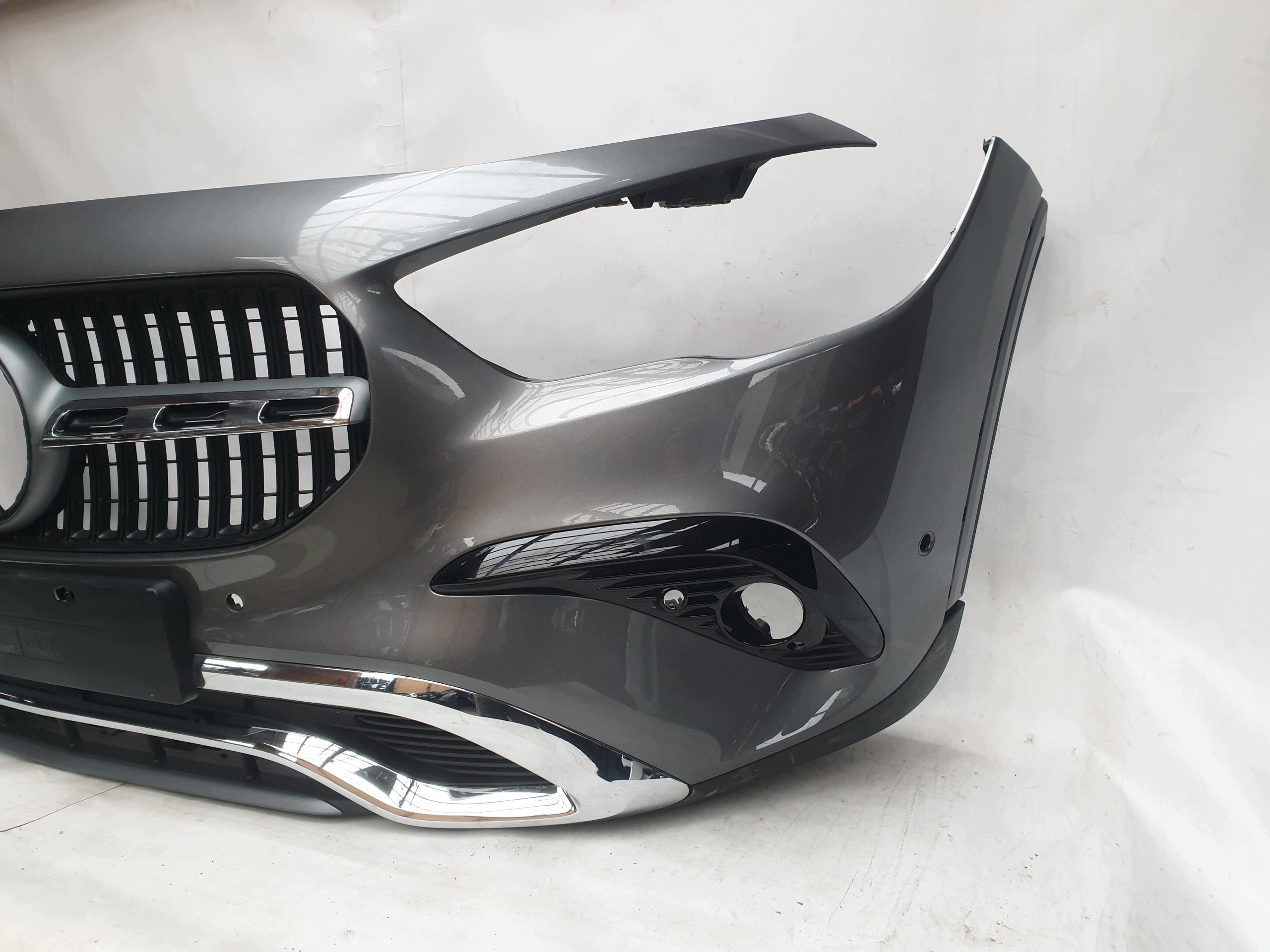MERCEDES GLA W247 LIFT 23- bumper front front PDC A2478859309