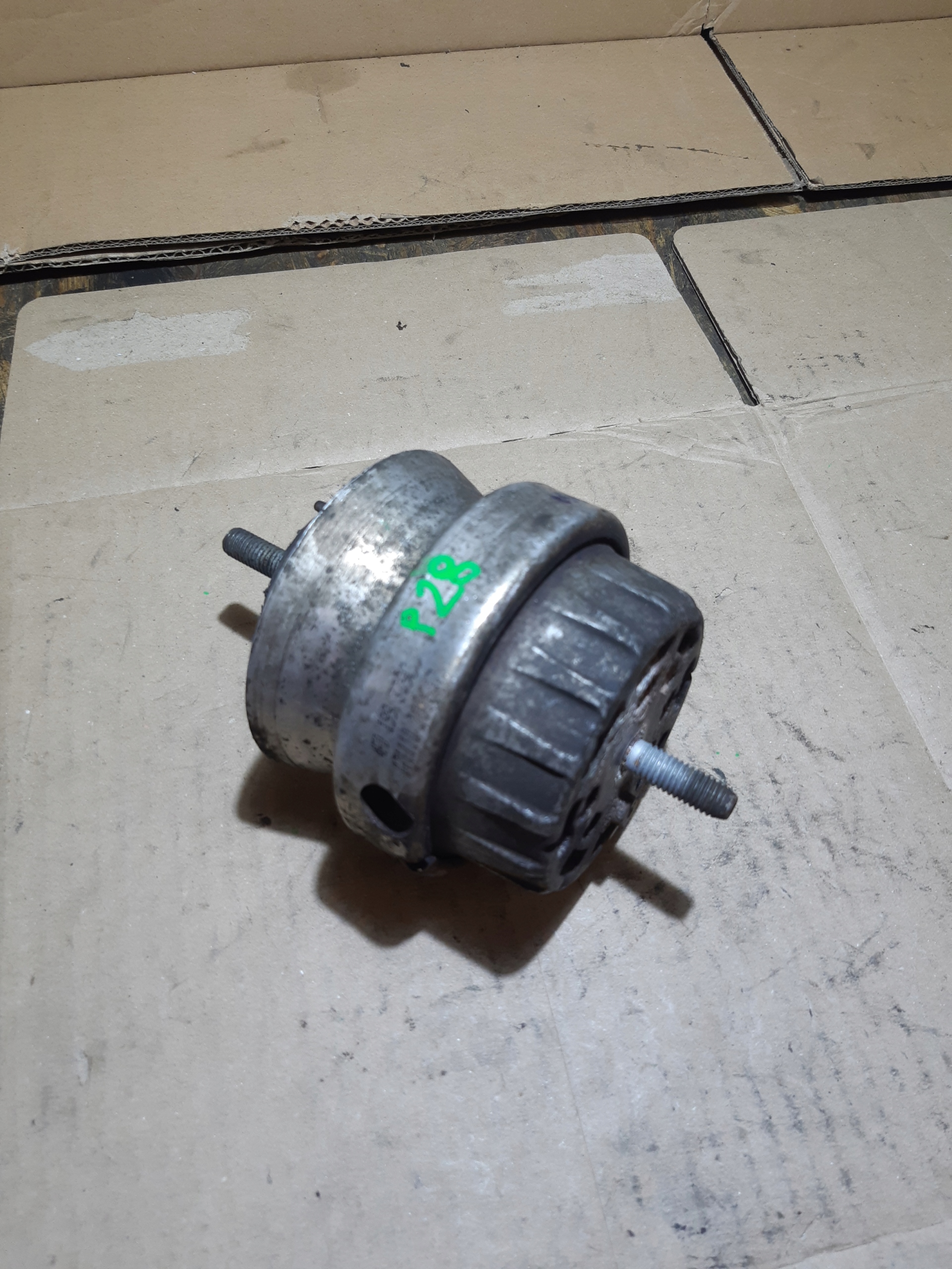 AUDI A6 C6 2.0 TFSI Motorlager 4F0199379C