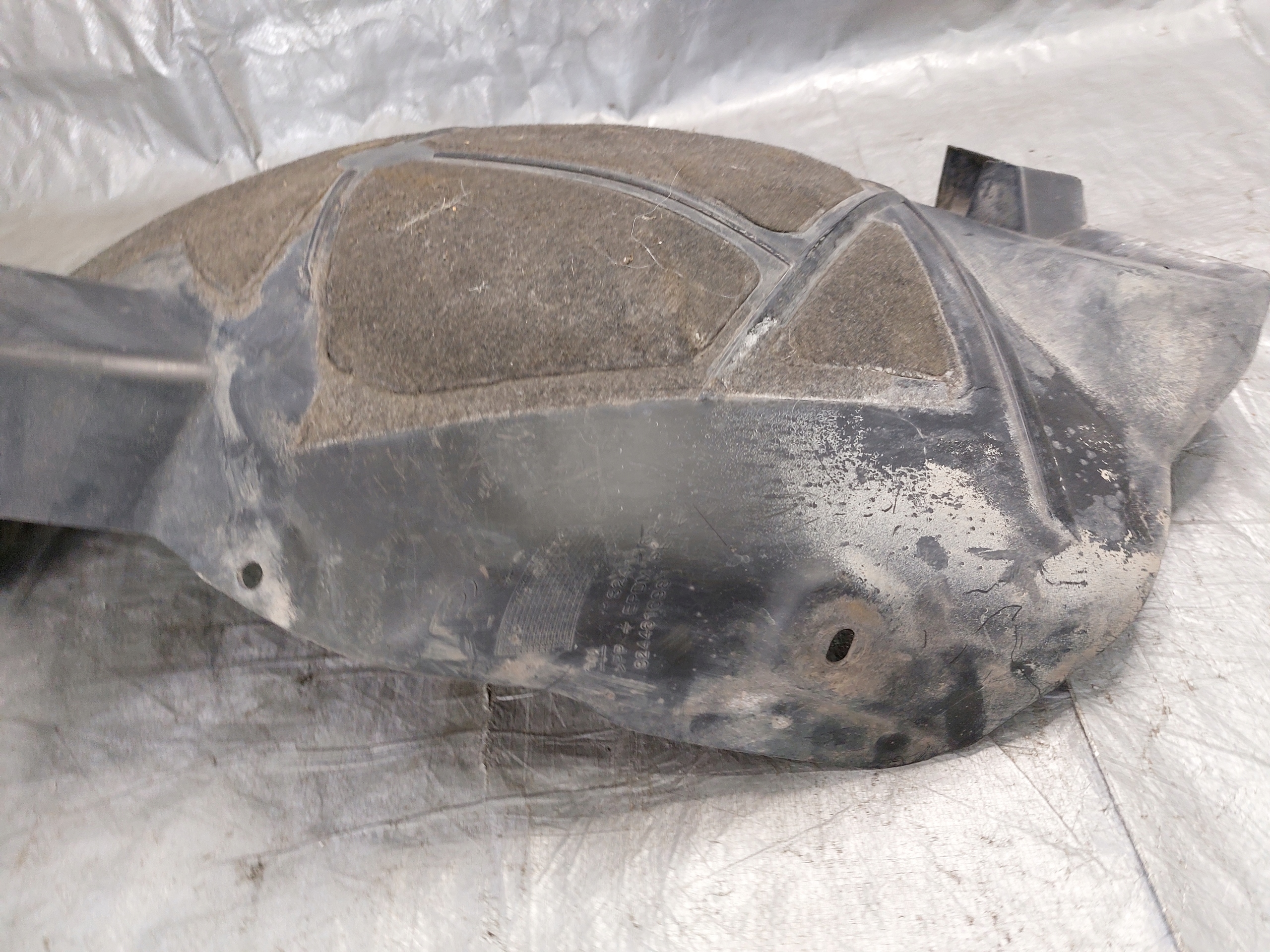mudguard right front OPEL INSIGNIA A