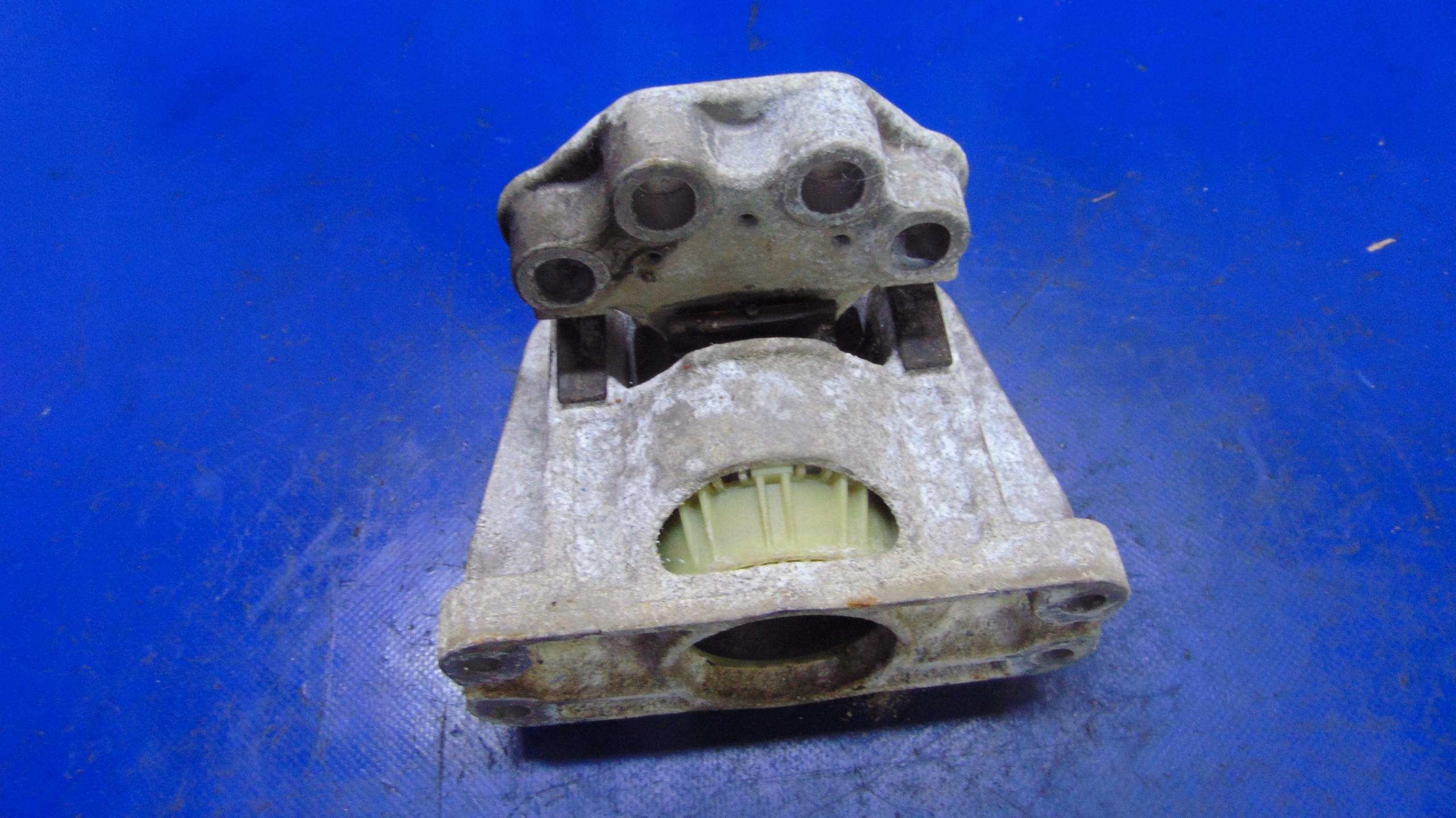 holder engine mount 2.0TDCI FORD TRANSIT MK8 12-20 ROK