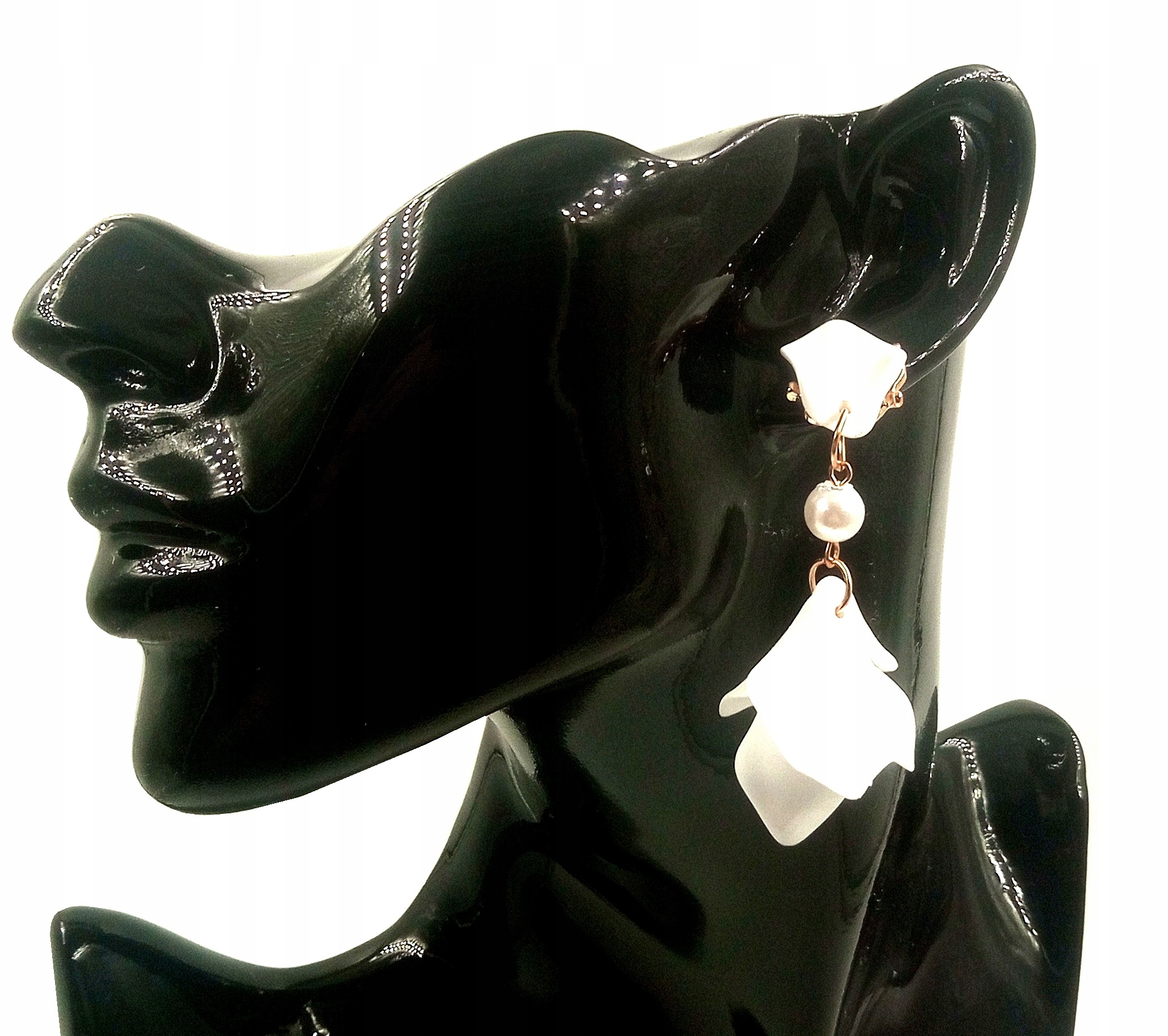 Modne Kolczyki duże akrylowe wkrętki Piękne białe Marka Inna marka