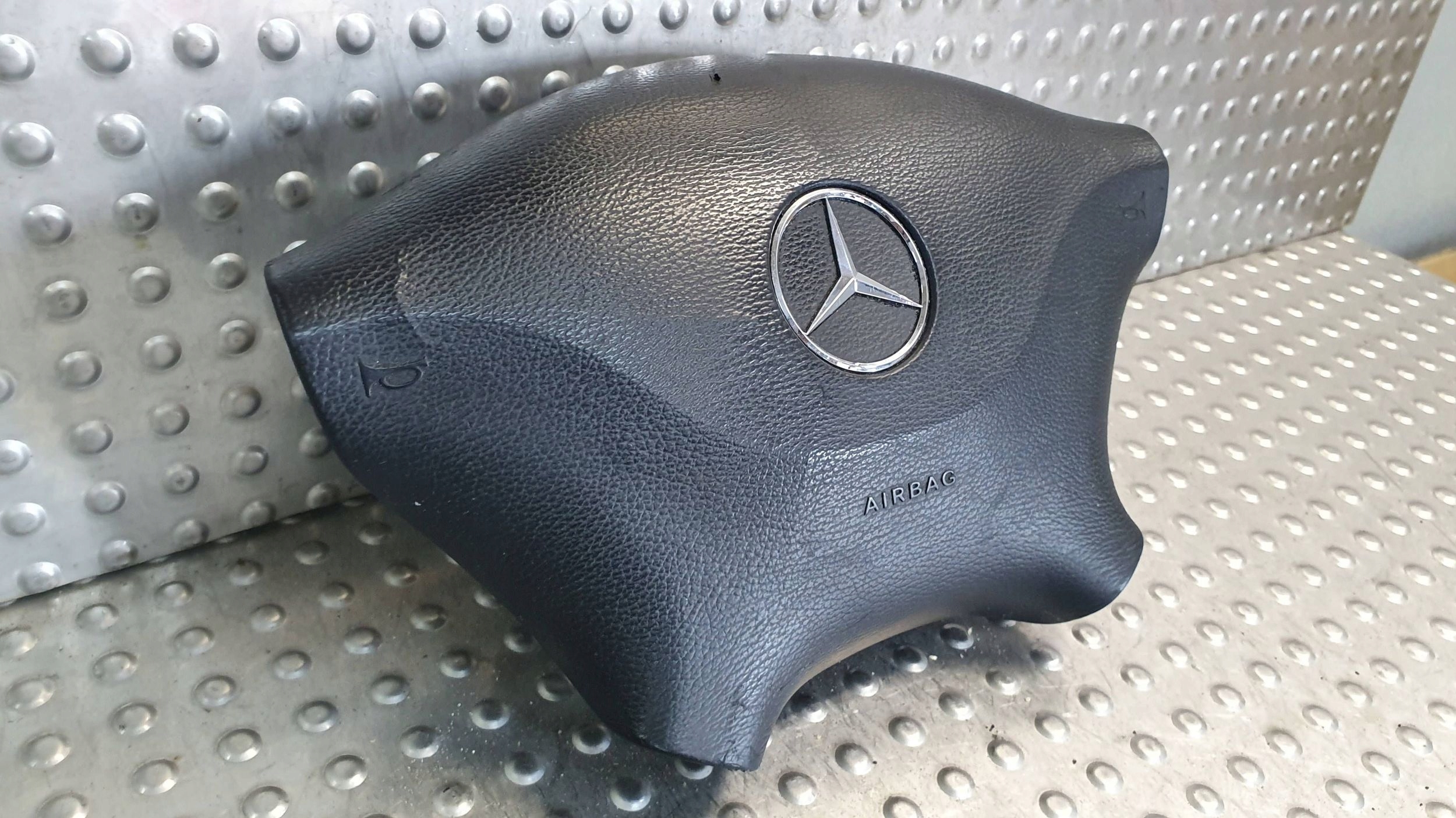 Airbag Deckel AIRBAG MERCEDES SPRINTER W906 06- A9068601202