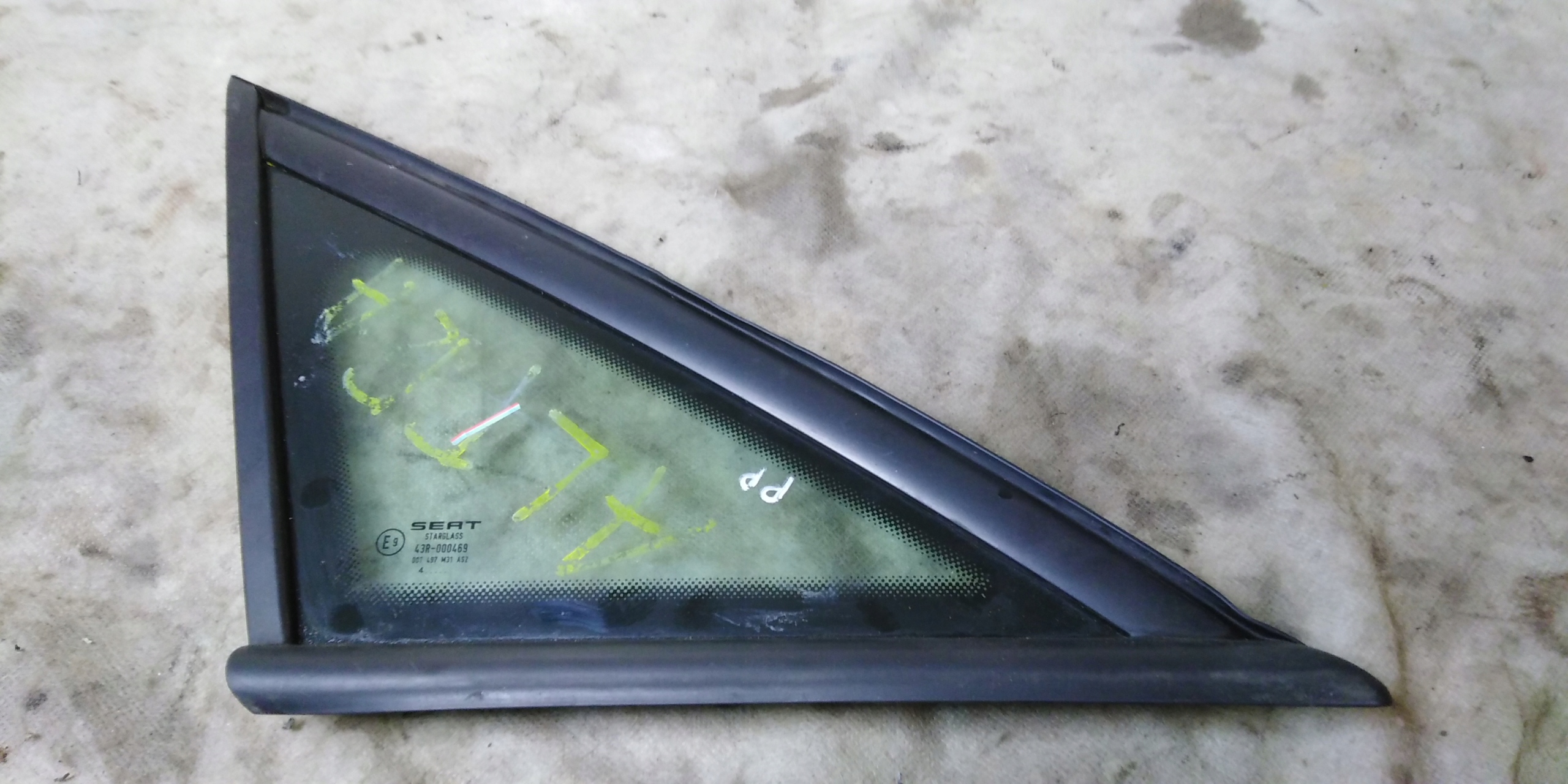 SEAT ALTEA SZYBA KAROSERYJNA PRAWY PRZÓD 04R AS2