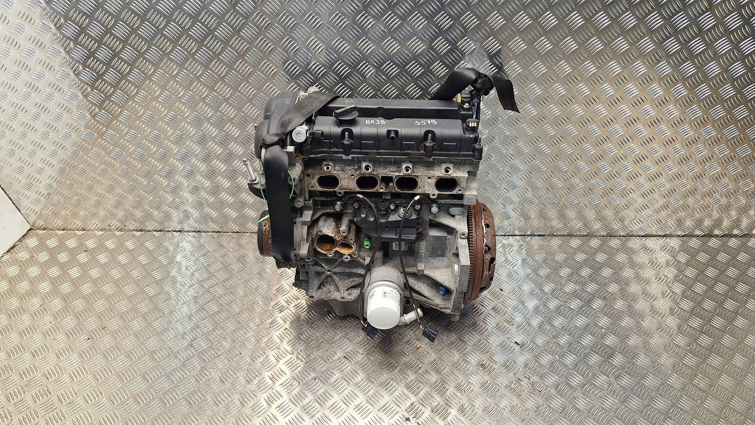 engine HXJB FORD FIESTA MK7 1.6B 16V 120KM unprotected pillar