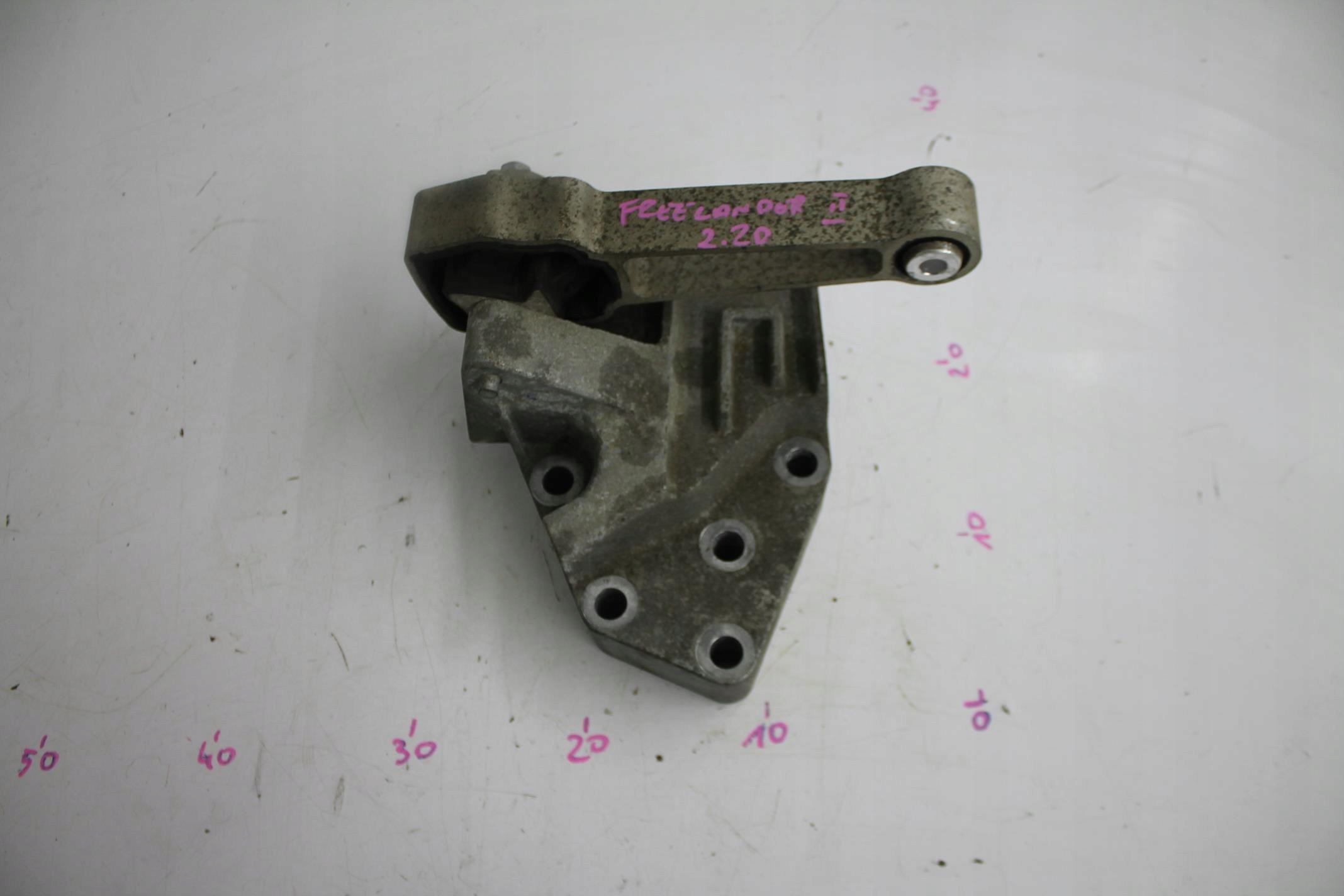engine supporting mount front FREELANDER II 2.2 TD4