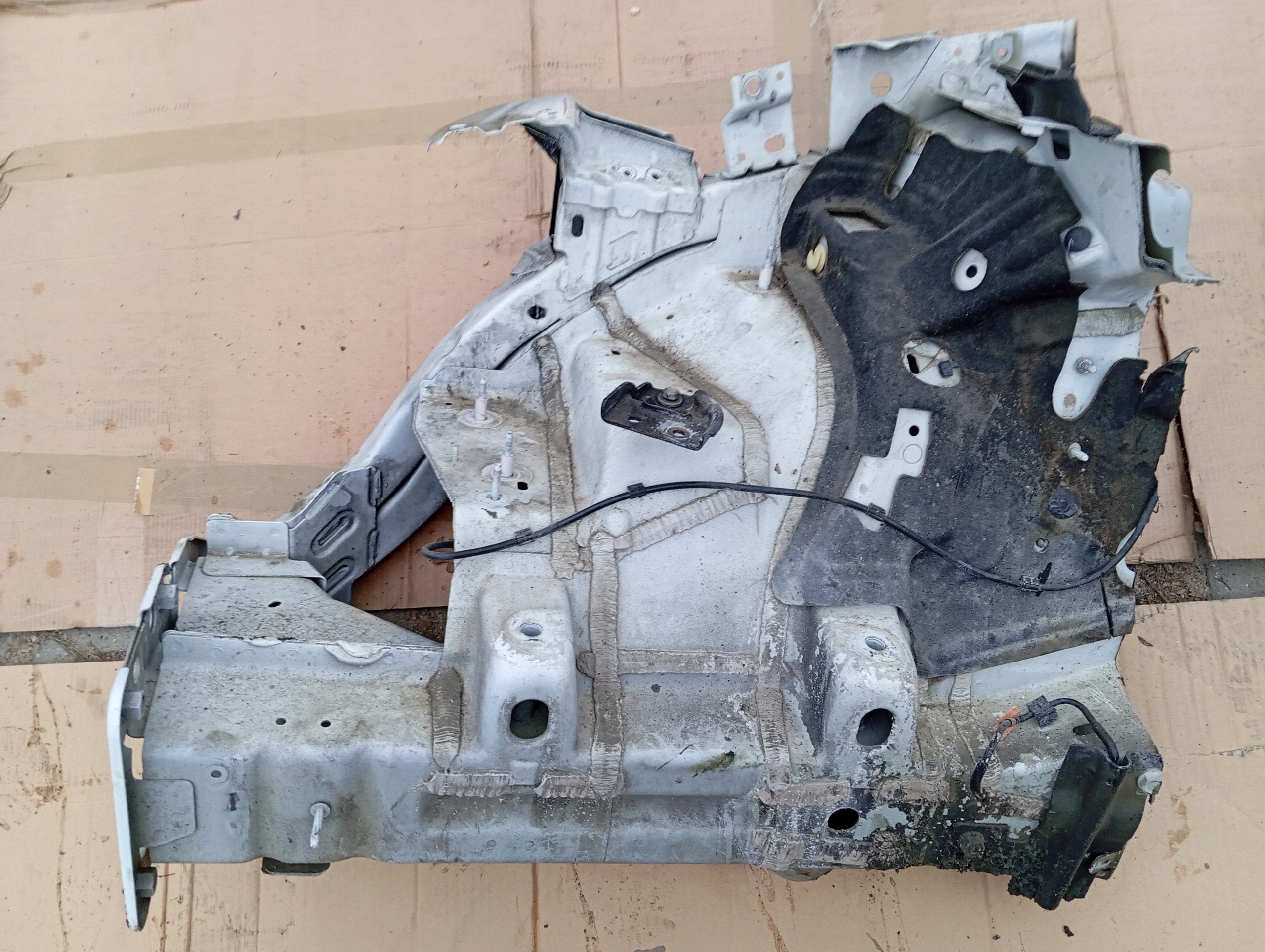 CHRYSLER PACIFICA 17- передняя перед левая правая PW7