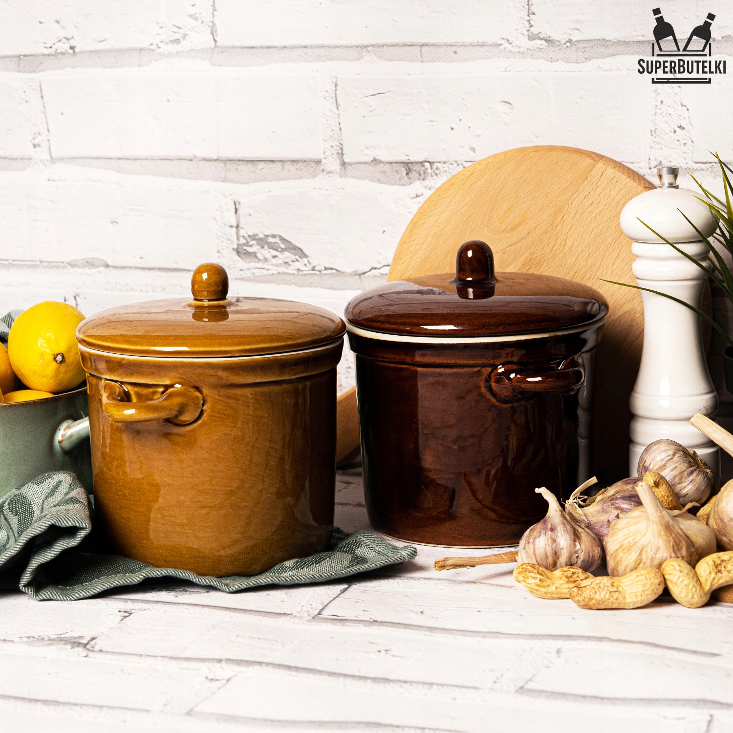 Garnek kamionkowy 1L na smalec kapustę żywność Kolor beżowy