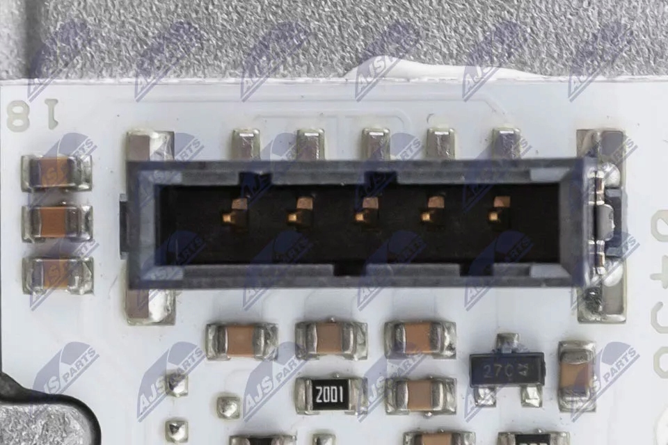 MODUŁ JEŻ STEROWNIK PRZETWORNICA LED STRONA PRAWA DO AUDI Q3 2011- EAN (GTIN) 5902048324252