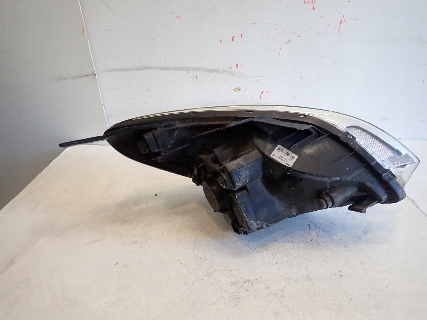 light front front left HYUNDAI I20 2008-2012 92101-4P000