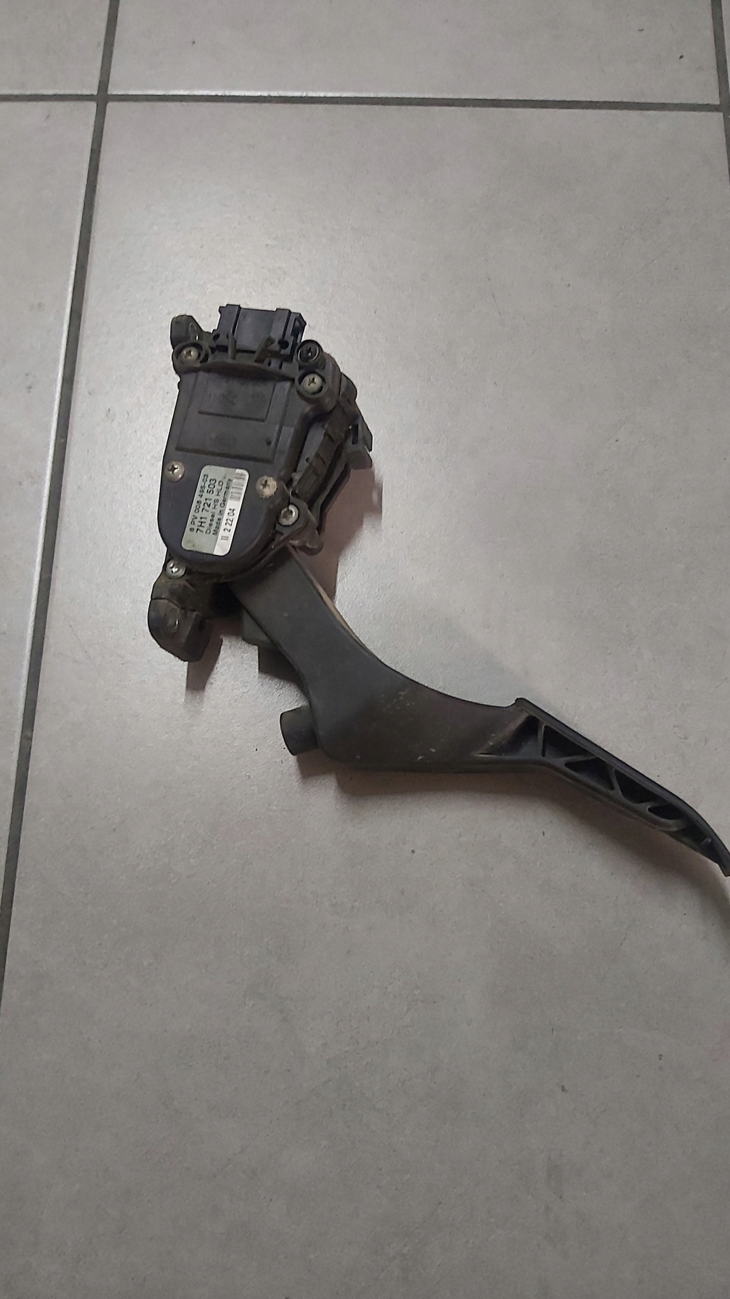 POTENCJOMETR PEDAŁ GAZU 7H1721503 VW T5 1,9TDI 2,5