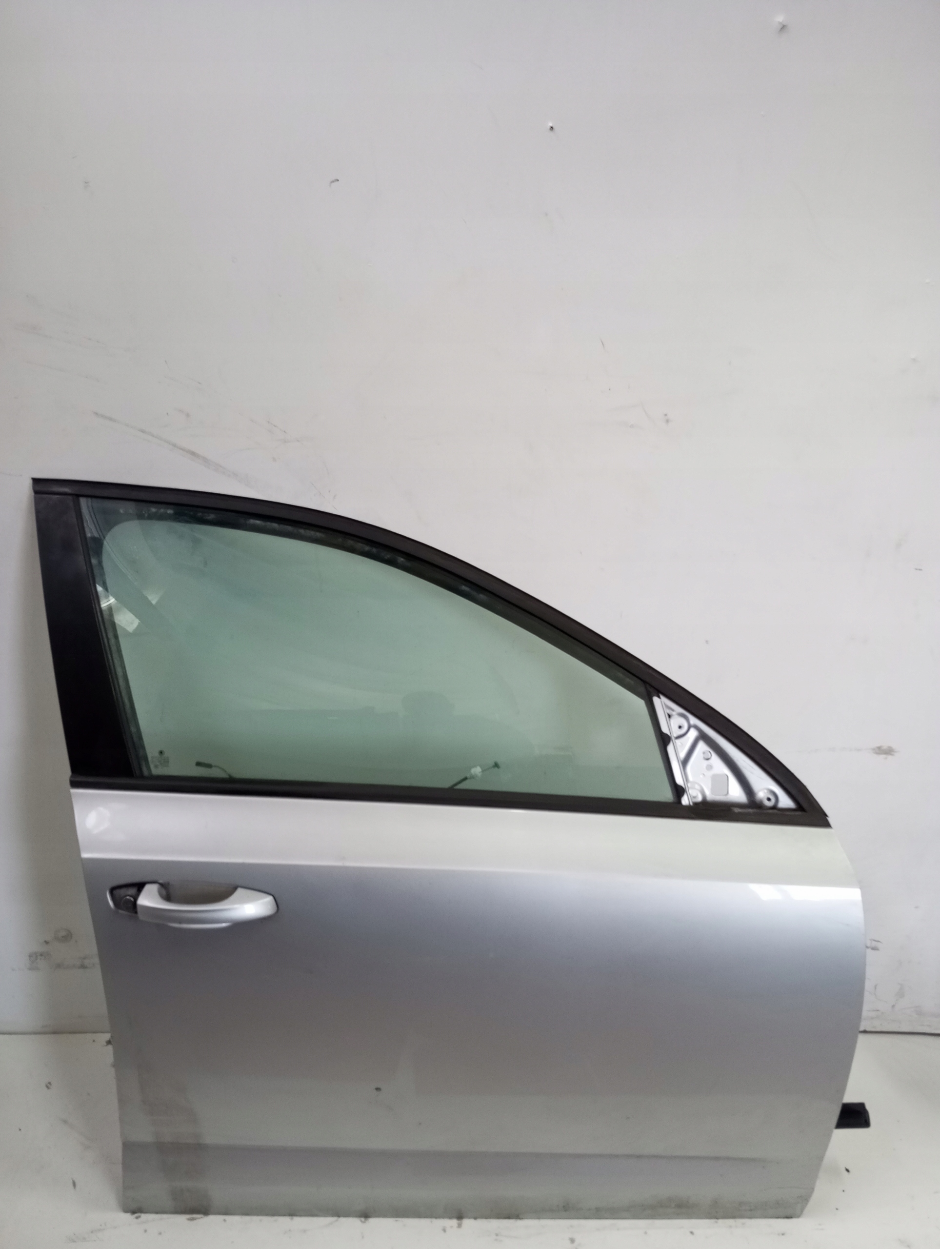 door right front SKODA OCTAVIA 5E0 ANGLIK 13R