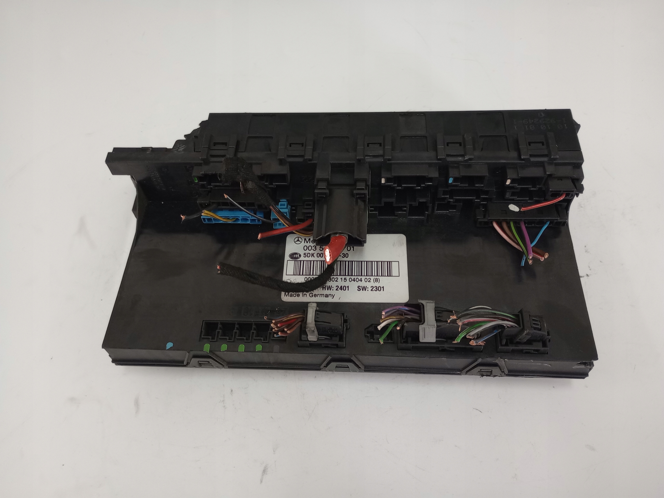 MERCEDES C W203 SKRZYNKA BEZPIECZNIKÓW MODUŁ SAM 0035455101 EUROPA Numer katalogowy oryginału 0035455101