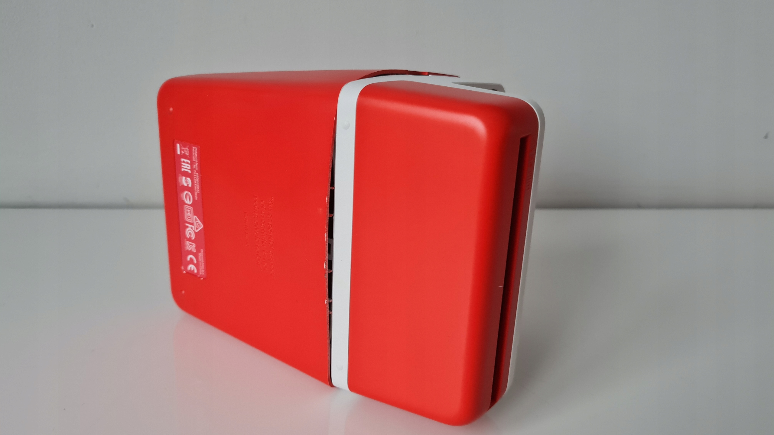 POLAROID NOW APARAT NATYCHMIASTOWY USZKODZONY Model Polaroid NOW Generation 2