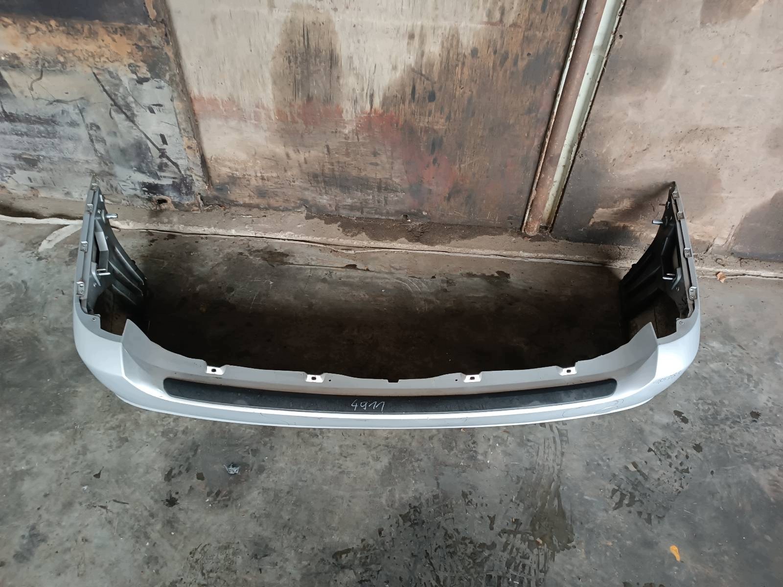 pare choc arrière FORD FOCUS MK1 KOMBI 08