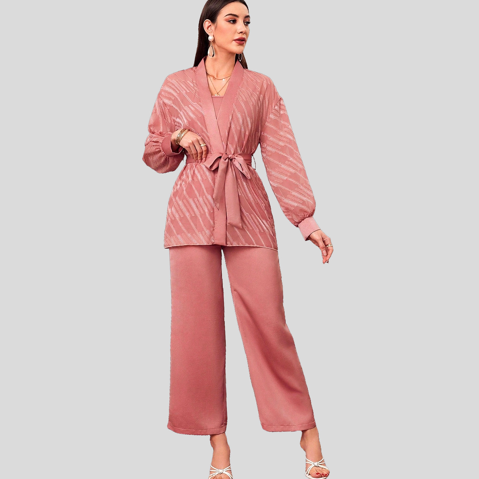 Komplet Elegantní saténová kombinéza s přehozem Dusty Pink Shein M 38