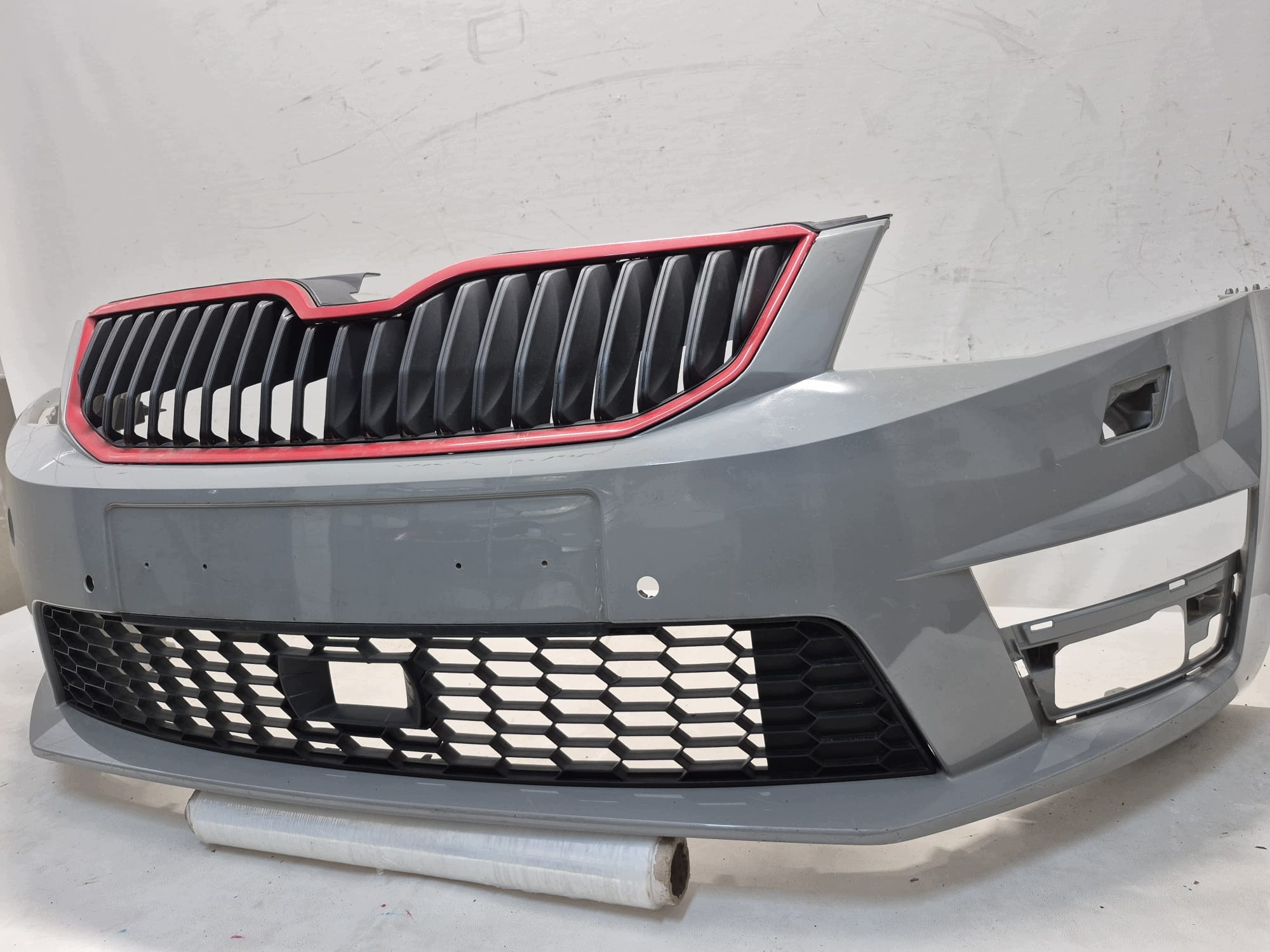 SKODA OCTAVIA III RS 5E0 12- bumper front front SPR PDC 5E0807221F