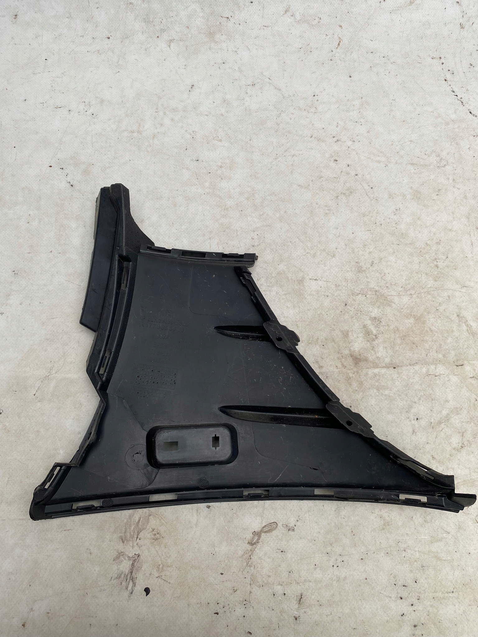 MERCEDES A KLASA W177 AMG cover intake right bumper front