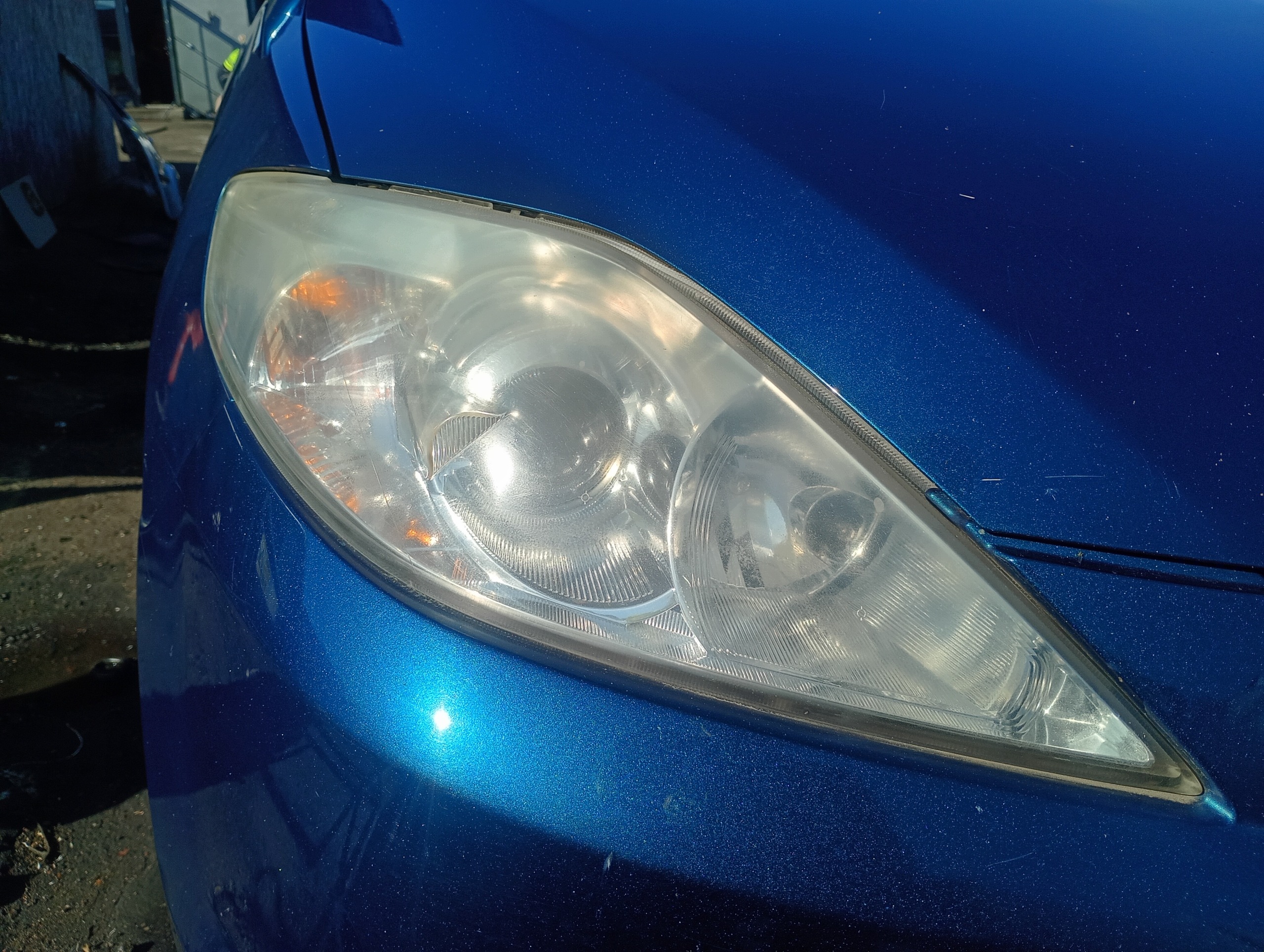 Reflektor licht rechts vorne vorne Mazda 5 V 05-10