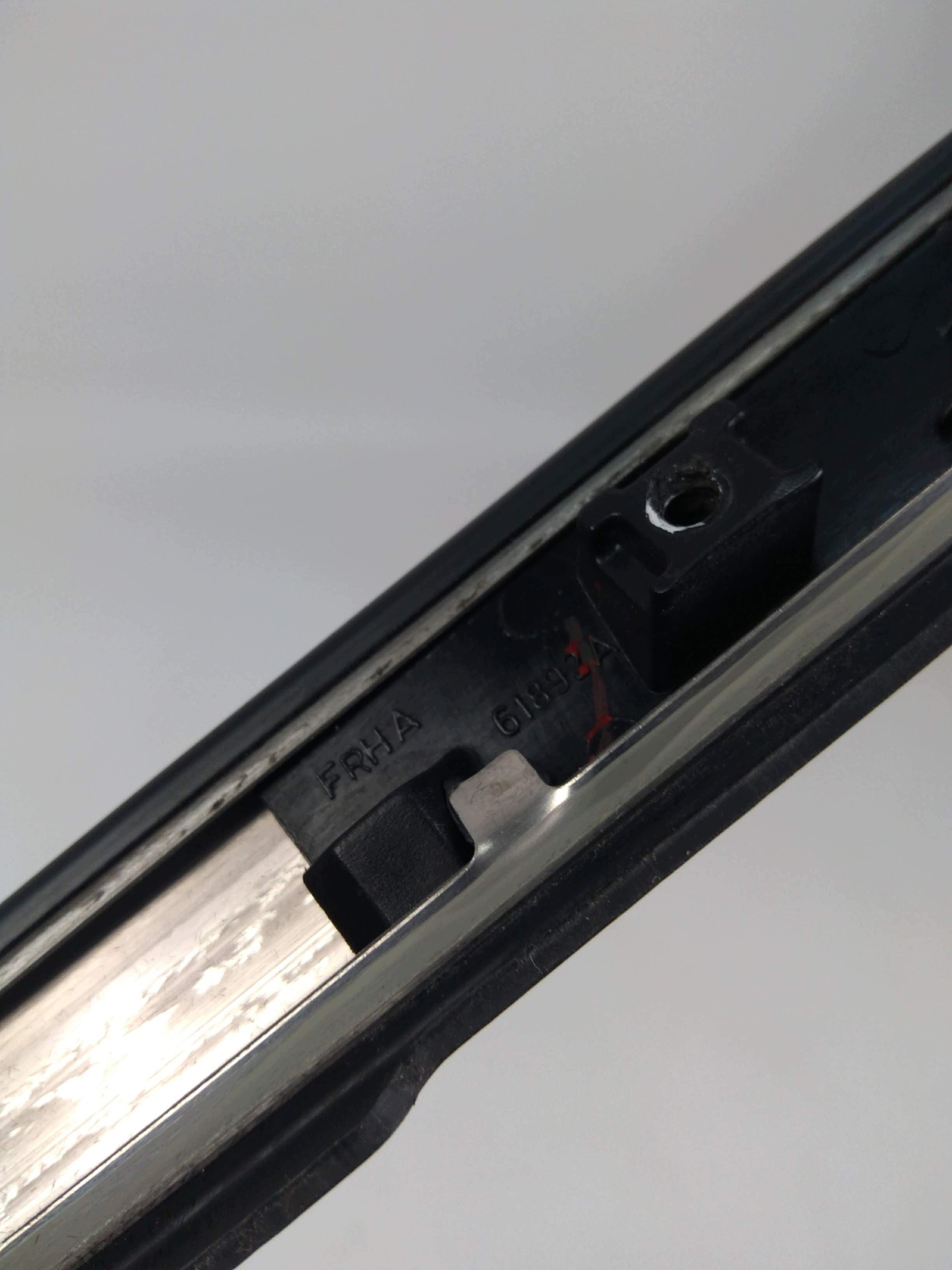 Dodge Charger 2015+ moulding dust right front