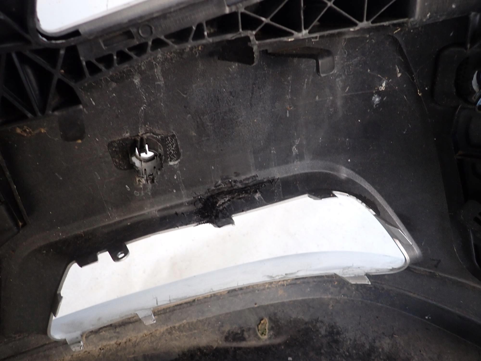MERCEDES E-KLASA W212 CLASSIC 09-13 bumper front front PDC