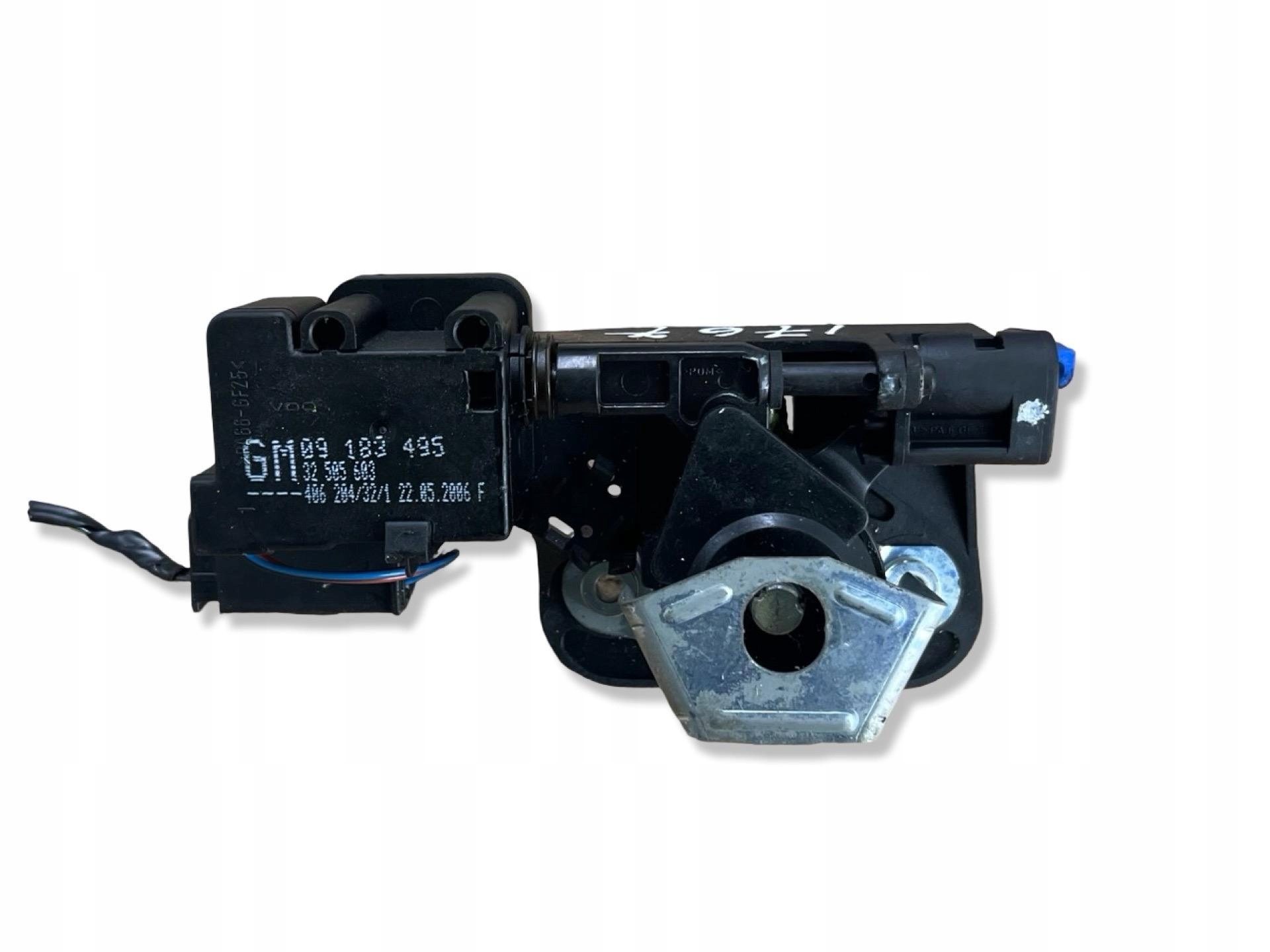 Bouton pour l’ouverture du capot Opel Corsa C facelift 2006 13168321