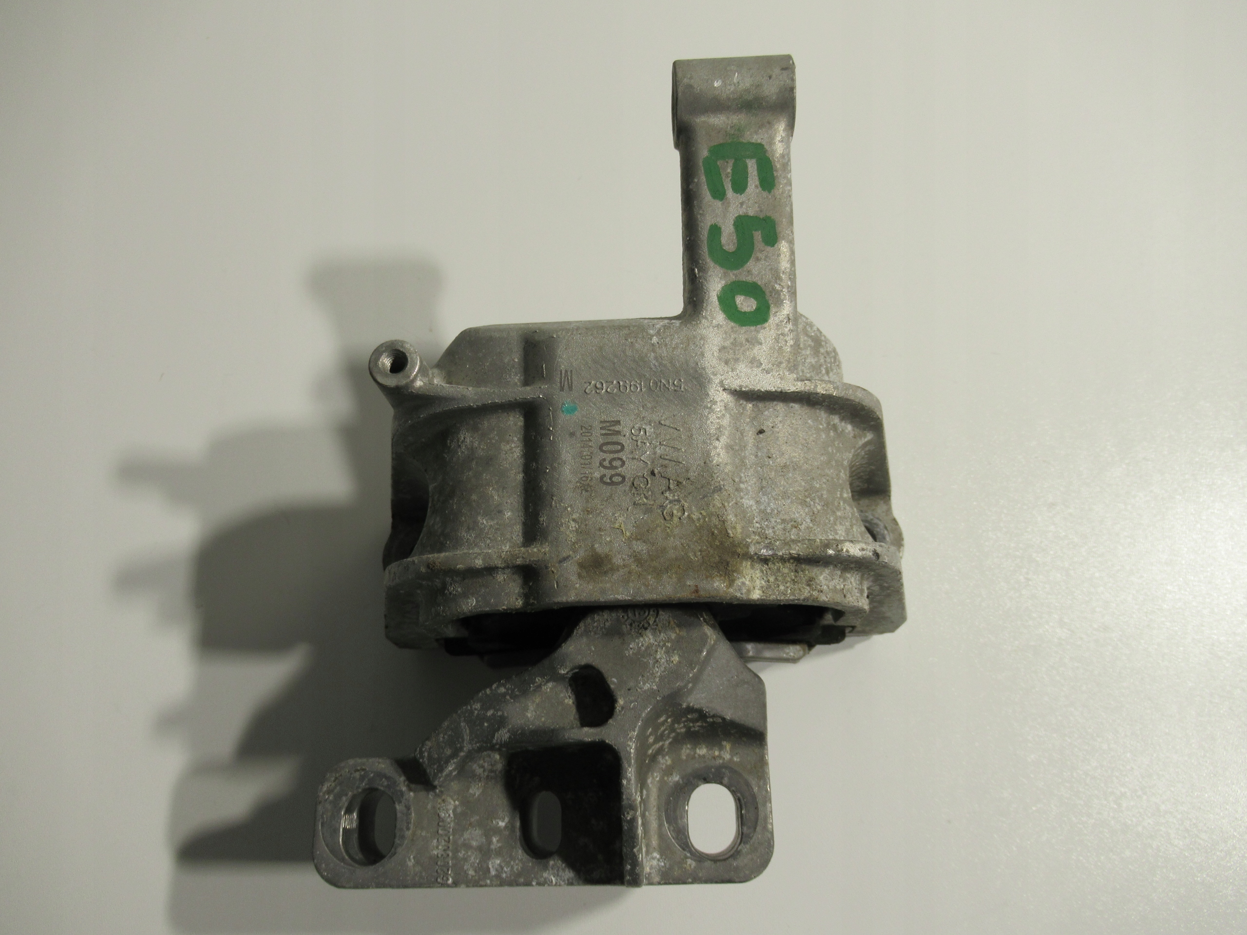 VW Seat Skoda holder engine mount 5N0199262M