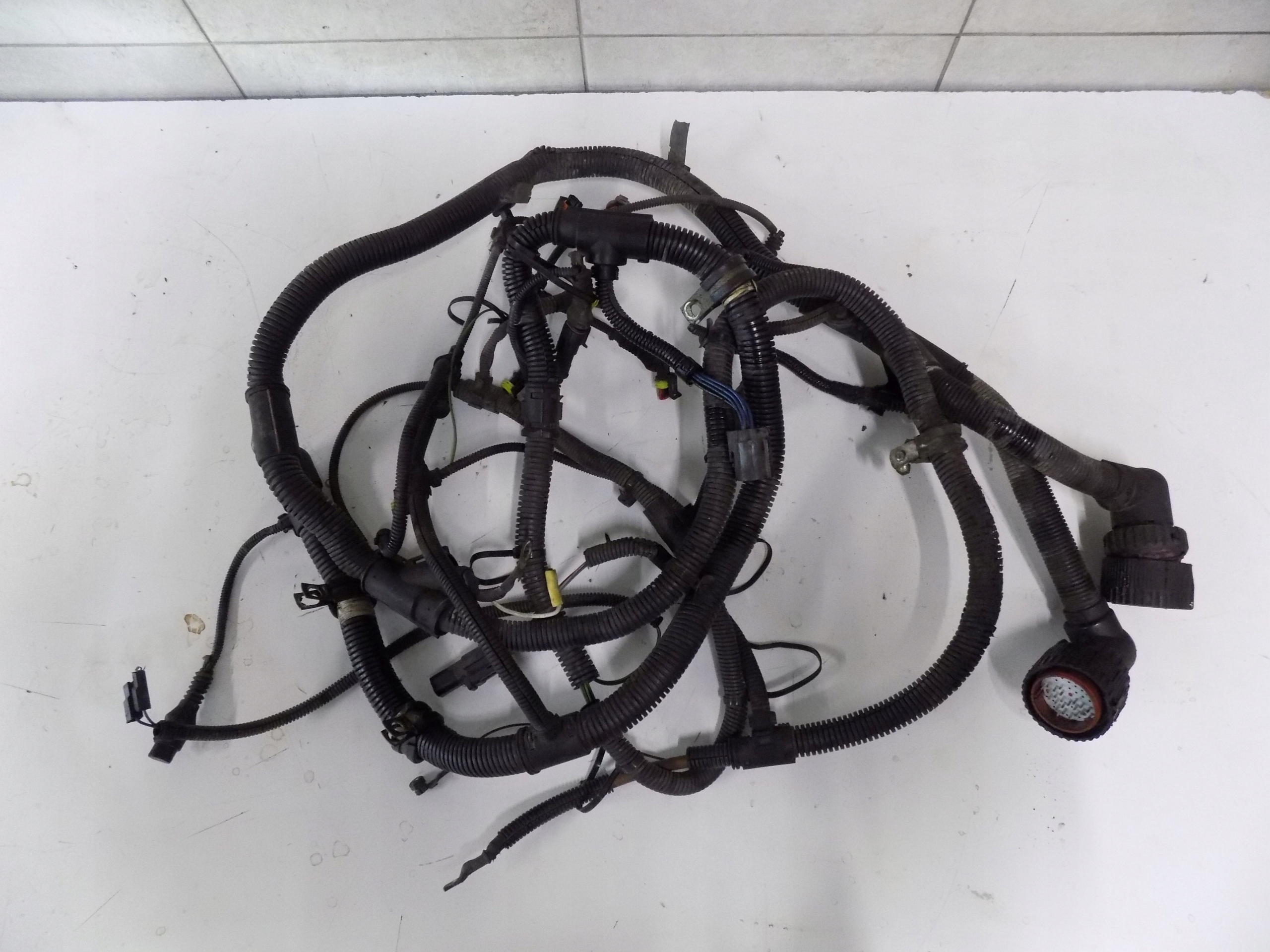 NEW HOLLAND CASE FIAT МОНТАЖНЫЙ ЖГУТ