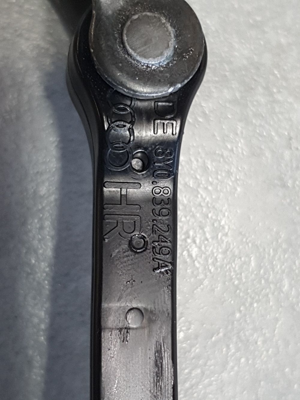 Audi A3 8Y limiter door tylnych 8Y0839249A