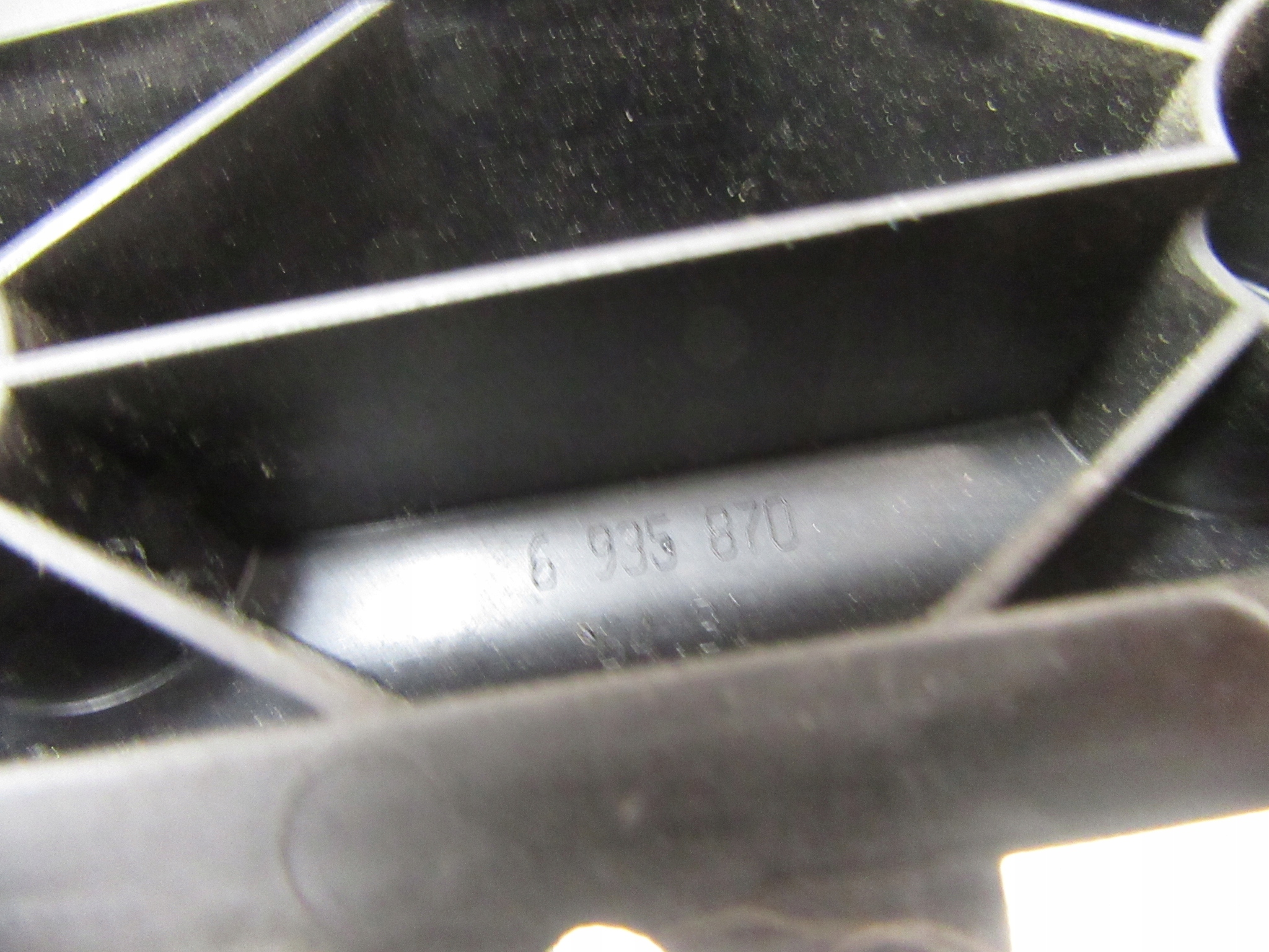 kryt lišta filtru pod oknem BMW e60 e61 e63 e64