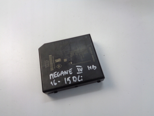 MODUŁ SKRZYNKA BSM RENAULT MEGANE IV HB 2018 ROK